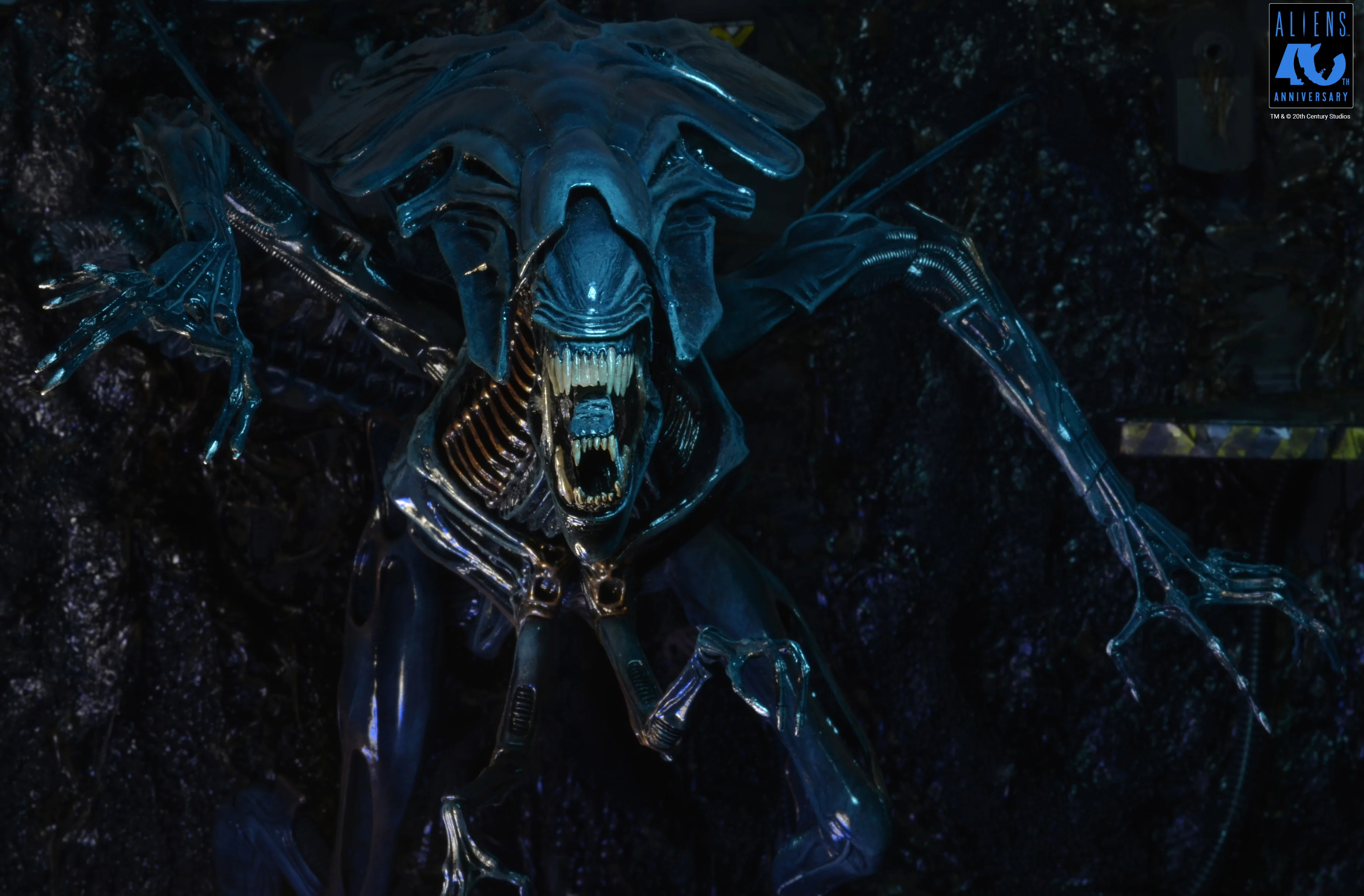 Aliens - 40th Anniversary Alien Queen Ultra Deluxe Boxed Figure (PRE-ORDER) - Image 7