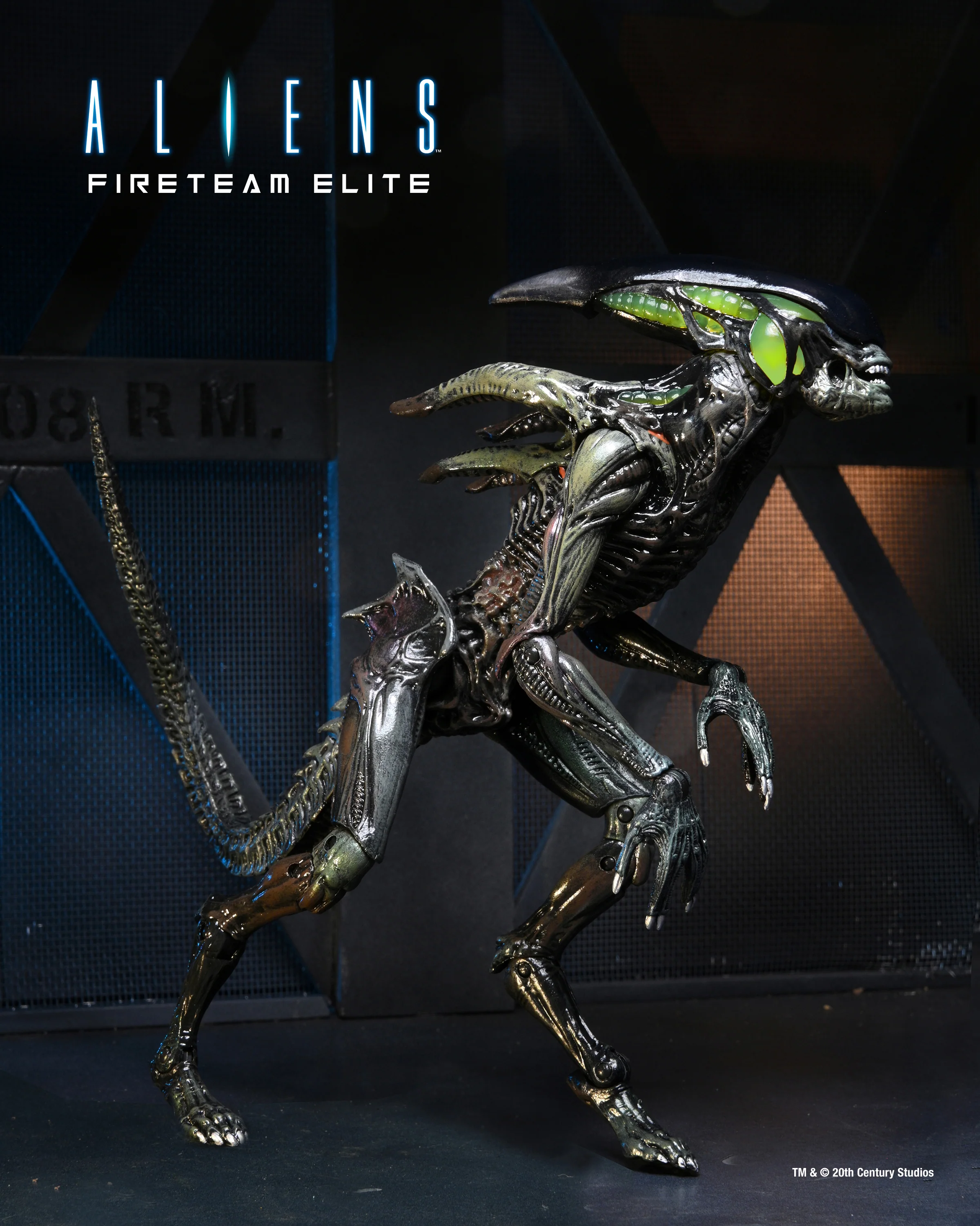 Aliens: Fireteam Elite - Spitter Alien 7" Scale Action Figure