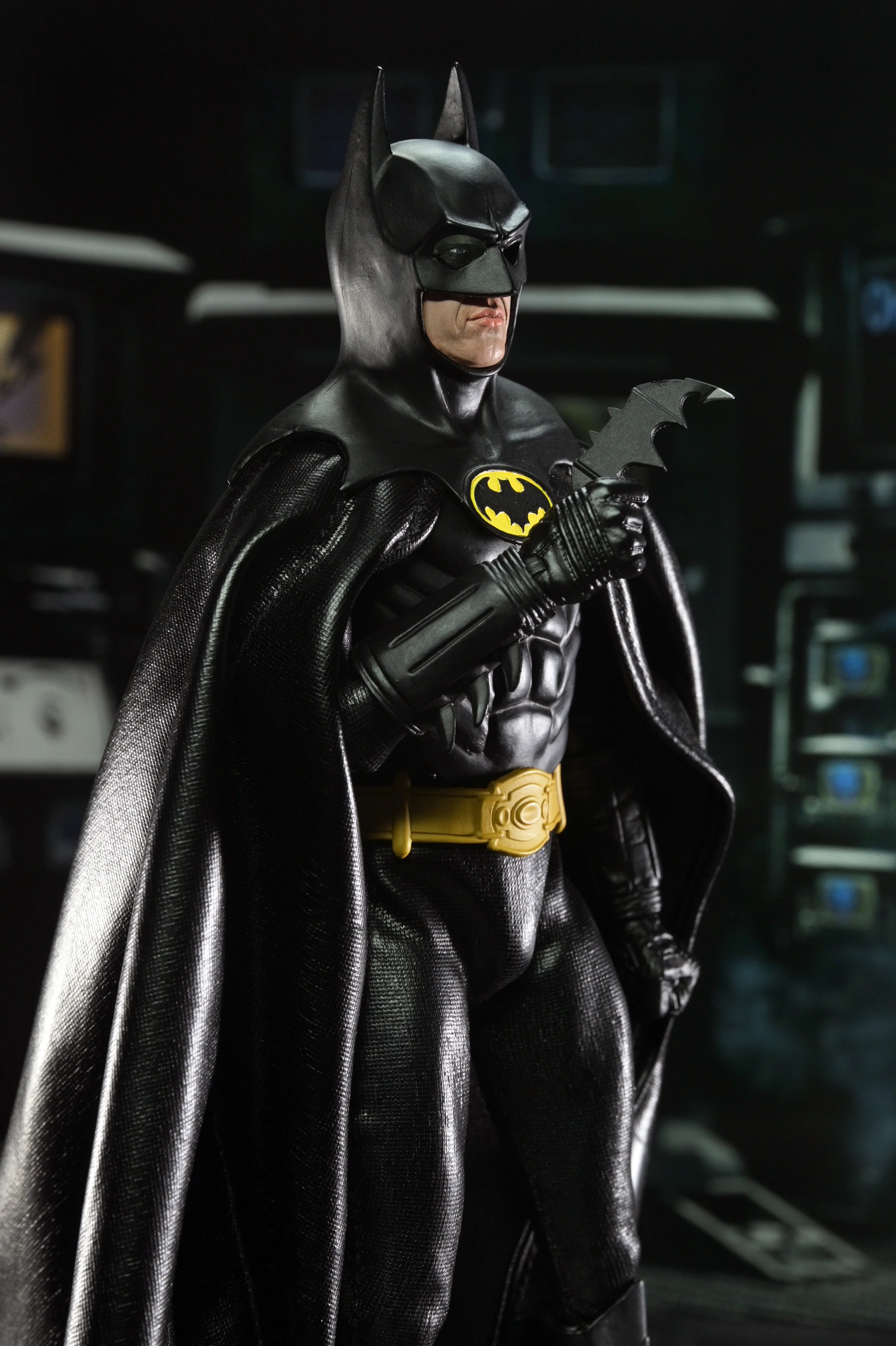 Batman (1989 Film) - Batman 8” Clothed Action Figure (PRE-ORDER) - Image 5
