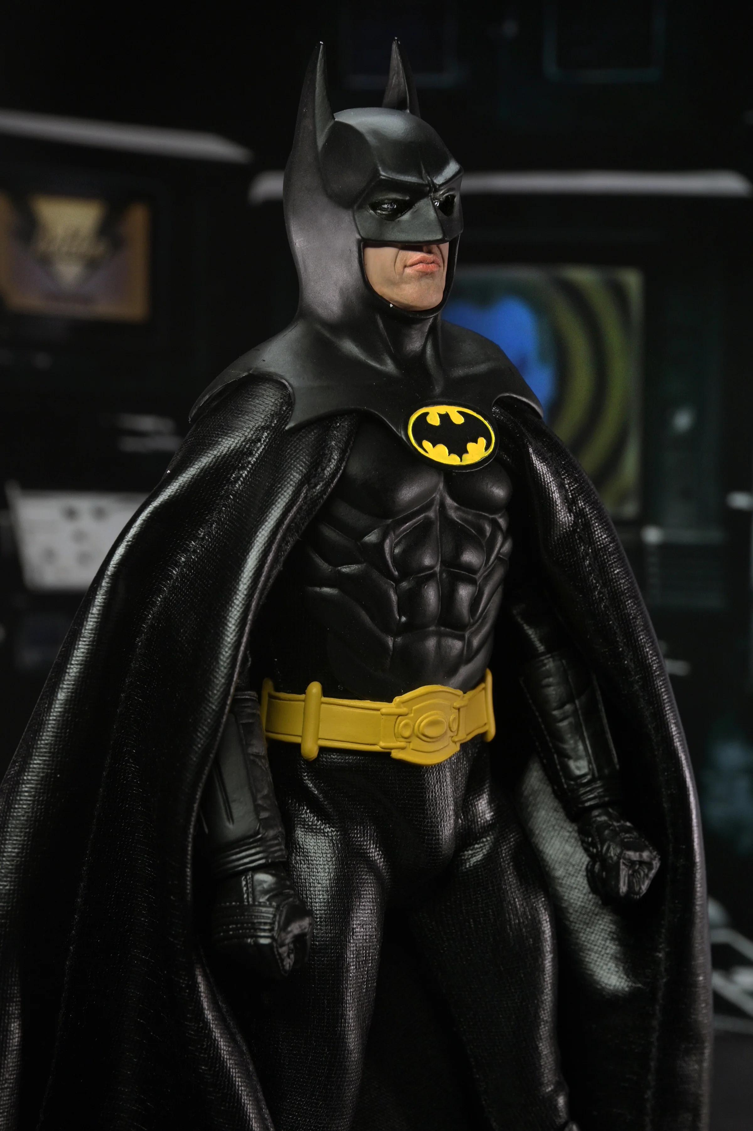 Batman (1989 Film) - Batman 8” Clothed Action Figure (PRE-ORDER) - Image 3