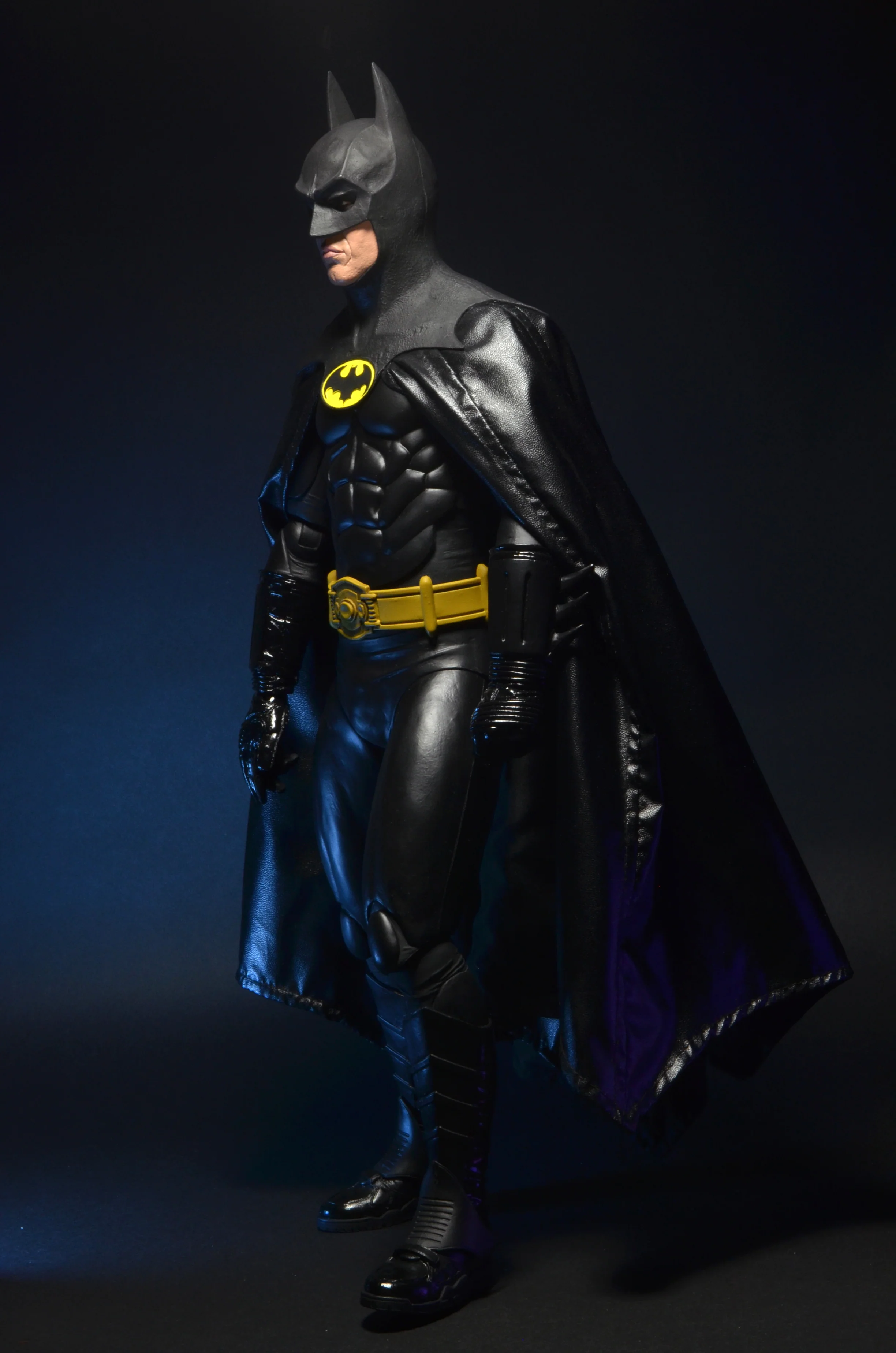 Batman Returns - 1/4 Scale Action Figure - Batman (Michael Keaton) - Image 7