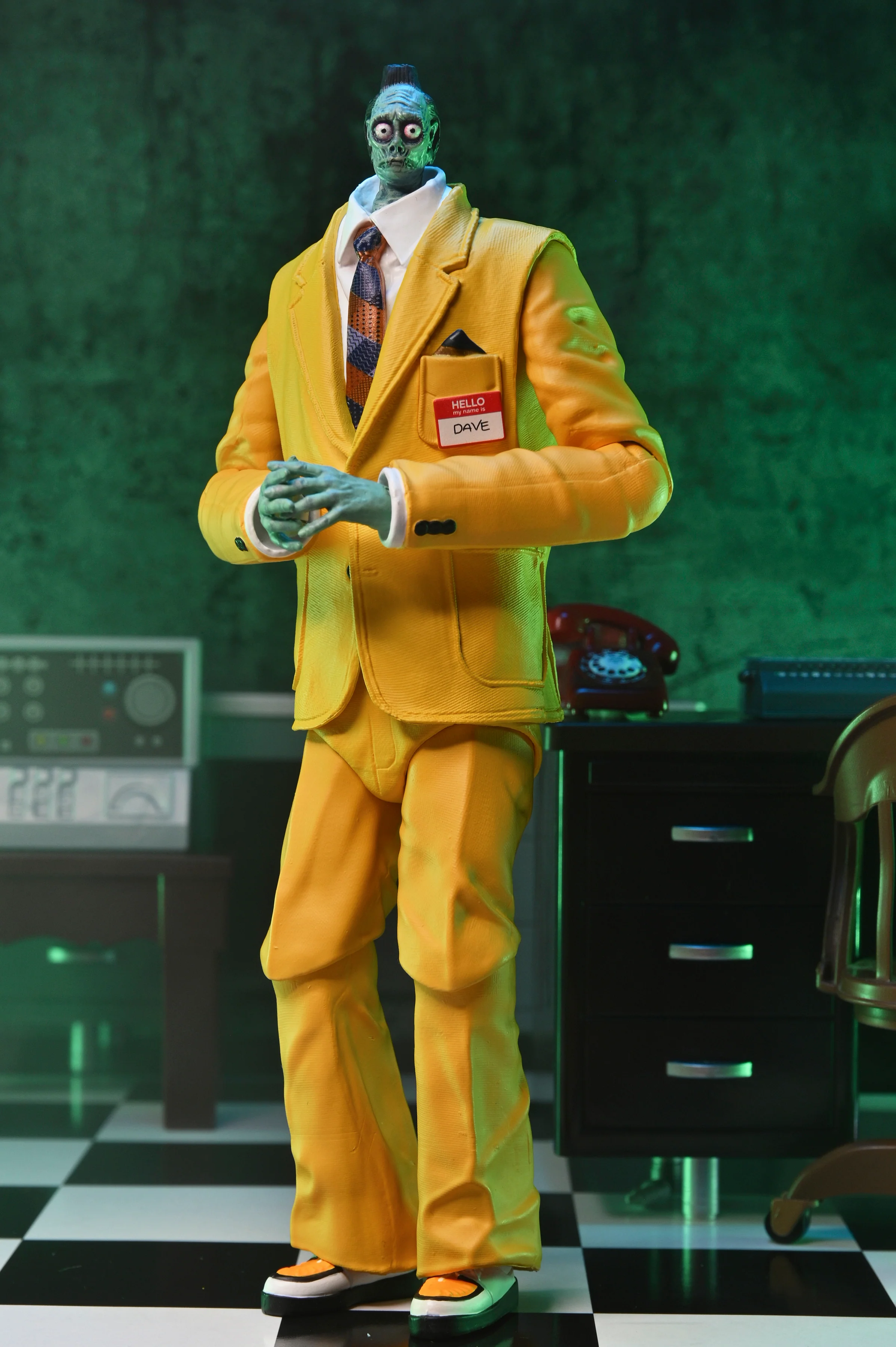 Beetlejuice Beetlejuice - Ultimate Bob 7” Scale Action Figure - Image 7
