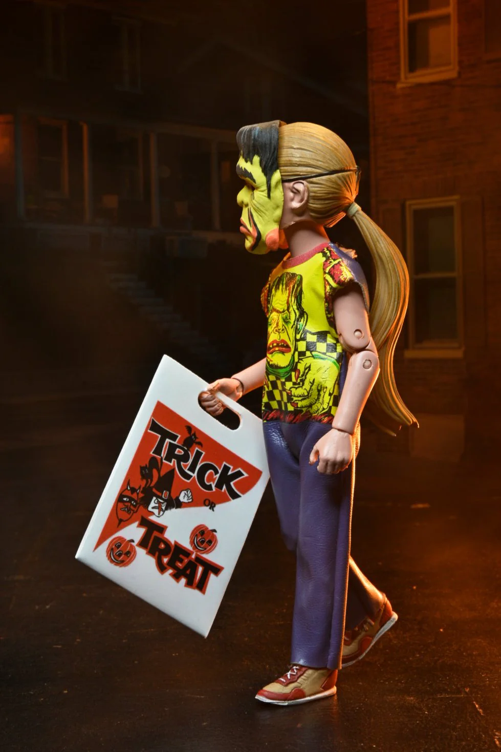 Ben Cooper Costume Kids Collection - Series 1 Bundle Glow-in-the-Dark Costumed Action Figures (Creature, Dracula, Frankenstein, Phantom, Vampire Girl) - Image 24