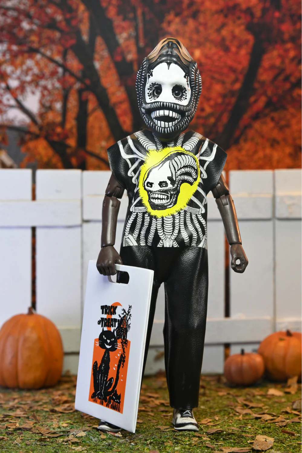 Ben Cooper Costume Kids Collection - Series 3 Bundle Costumed Action Figures (Alien Xenomorph, Beetlejuice, Gizmo, Stripe) - Image 3