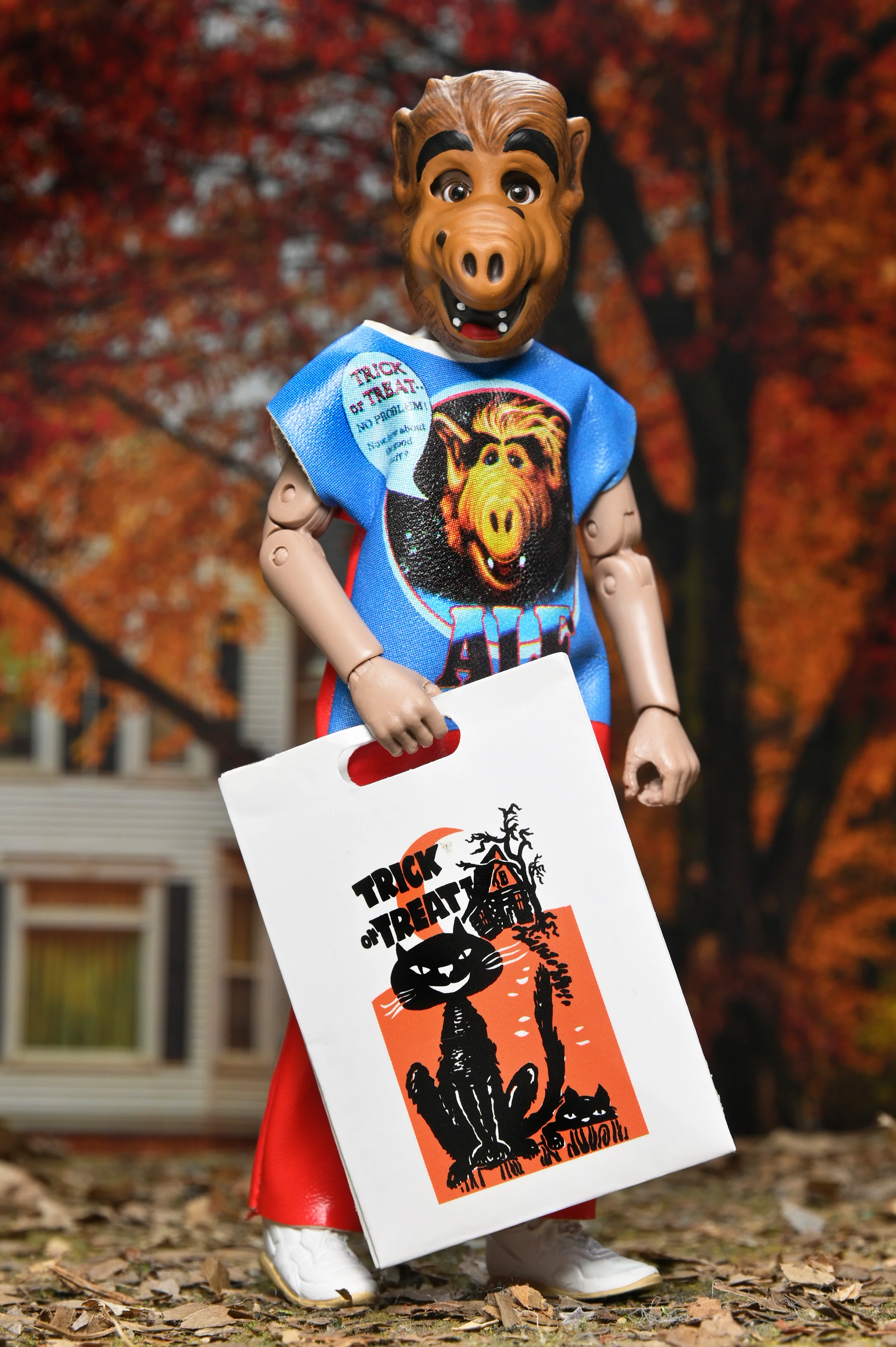 Ben Cooper Costume Kids Collection - Series 8 Costumed Action Figure Bundle (ALF, Garfield, Pee-wee, Predator) - Image 3