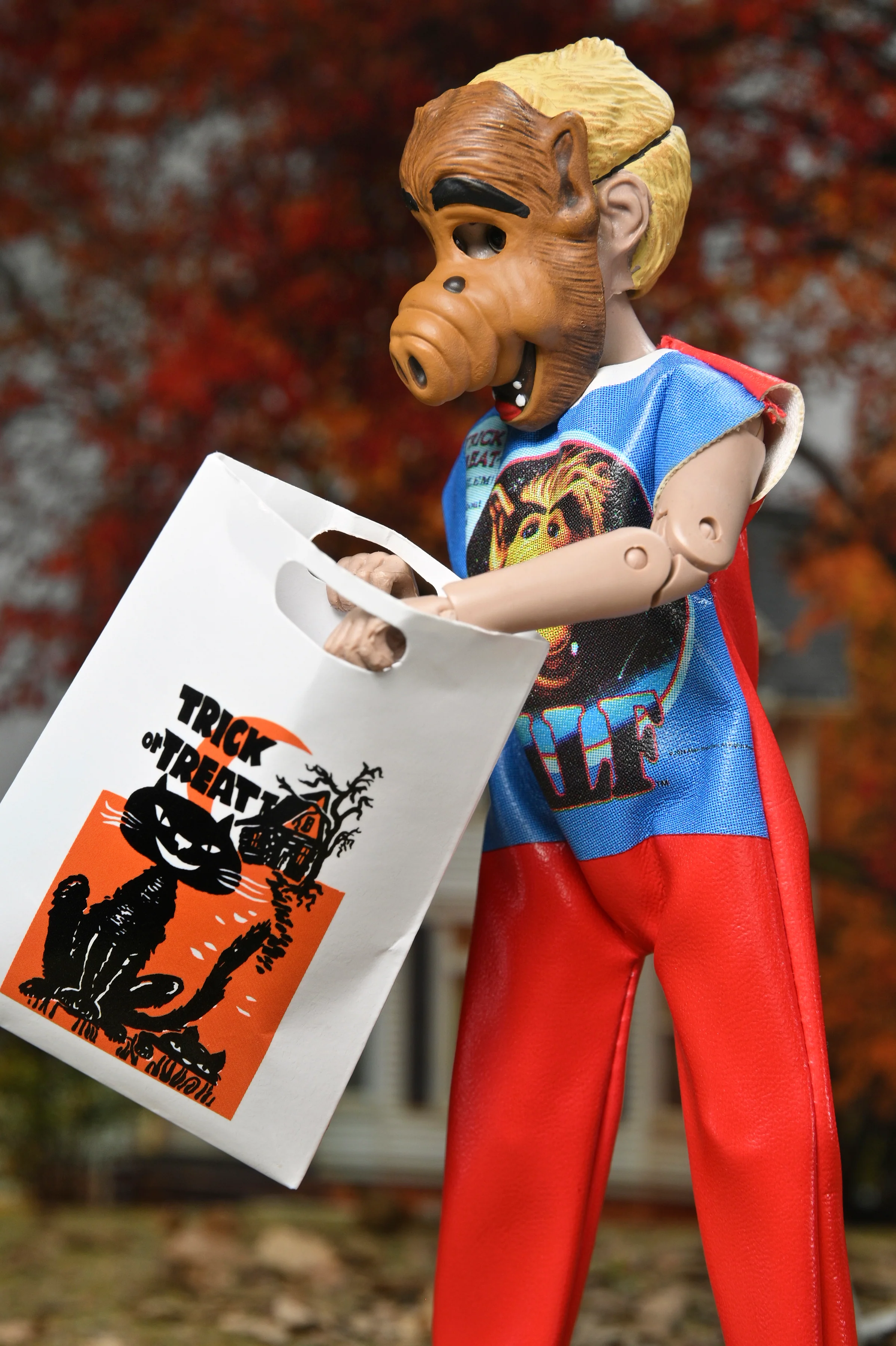 Ben Cooper Costume Kids Collection - Series 8 Costumed Action Figure Bundle (ALF, Garfield, Pee-wee, Predator) - Image 6