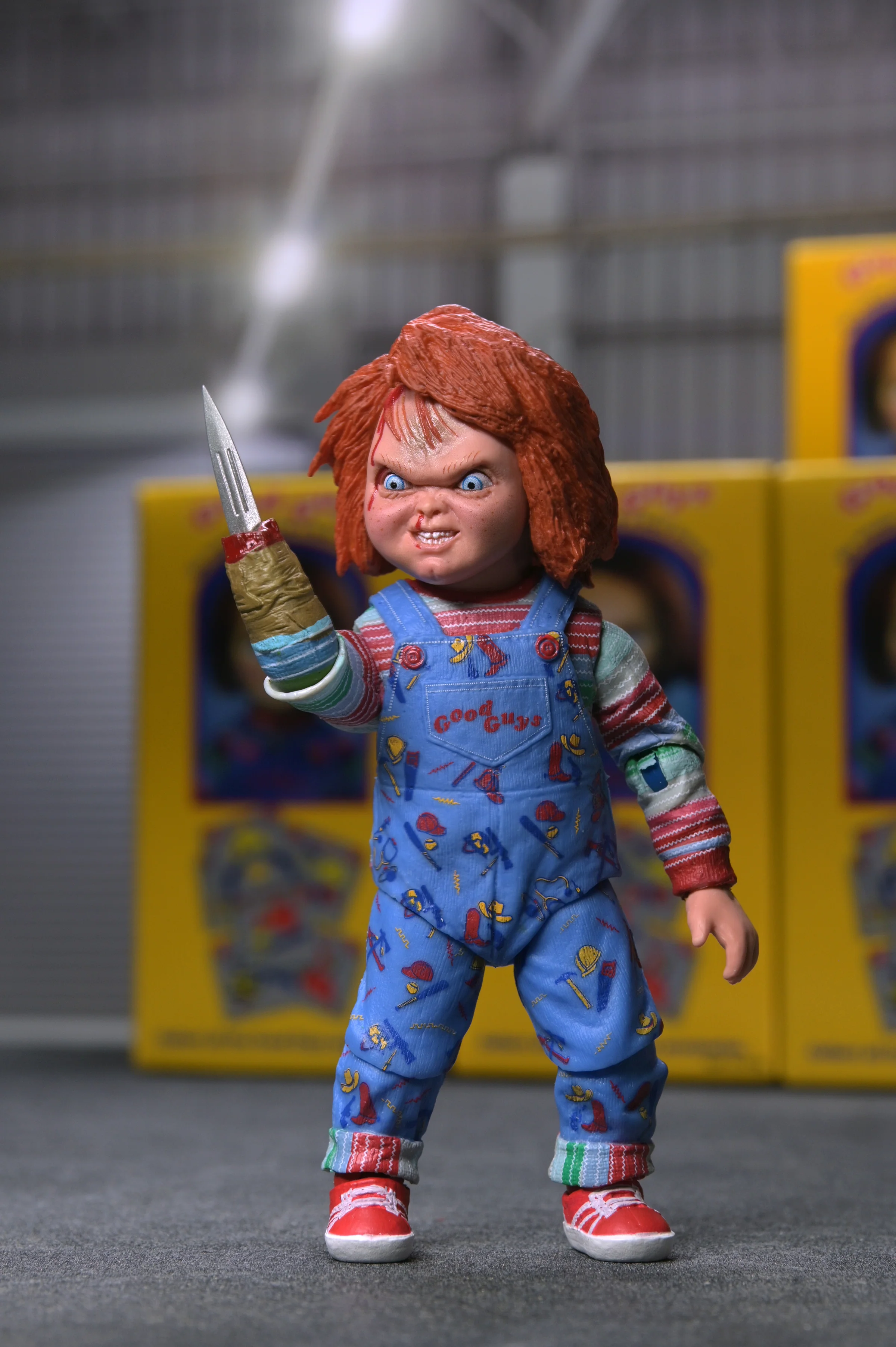 Child's Play 2 - Ultimate Chucky 7” Scale Action Figure - Image 6
