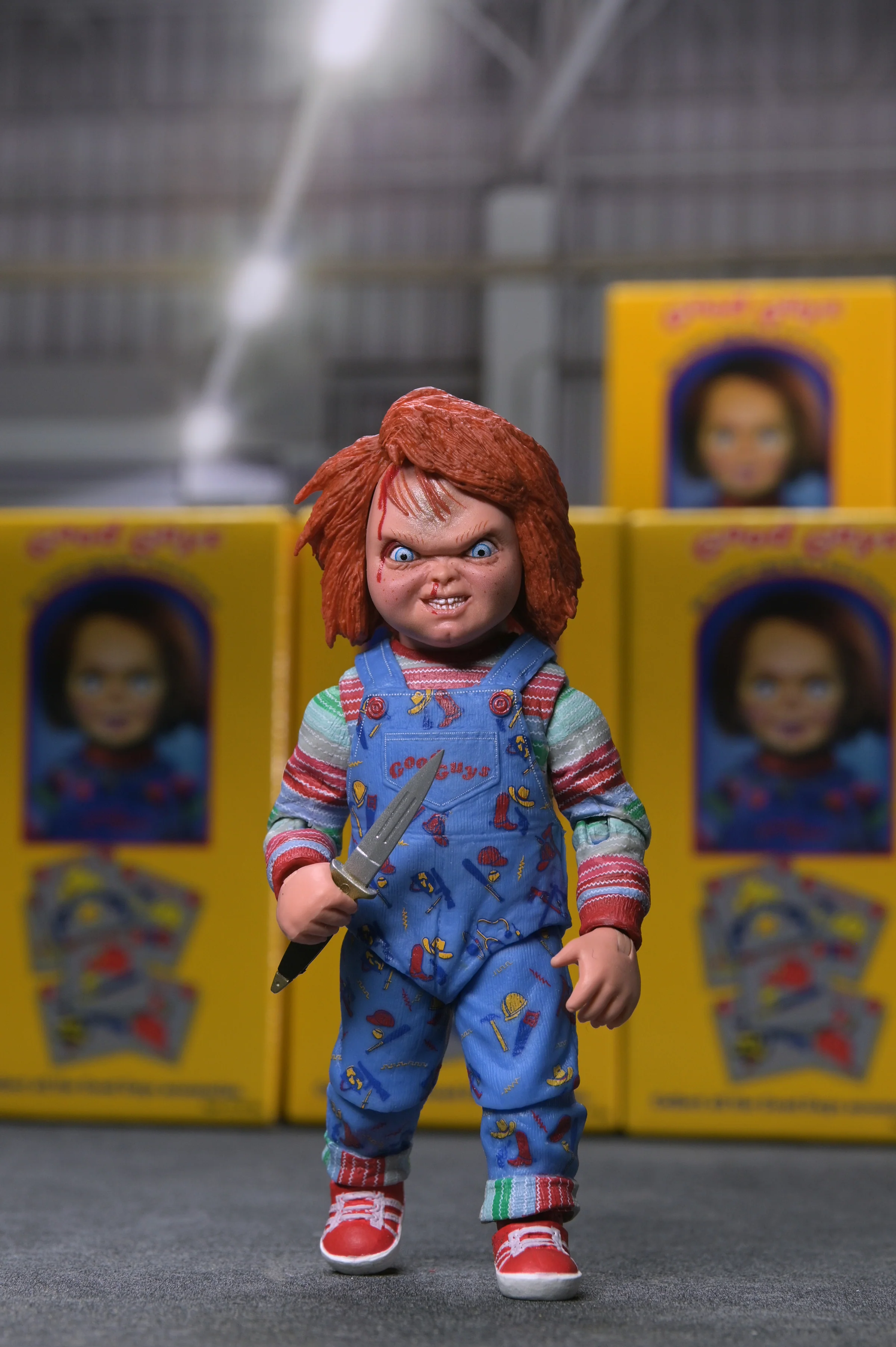 Child's Play 2 - Ultimate Chucky 7” Scale Action Figure - Image 9