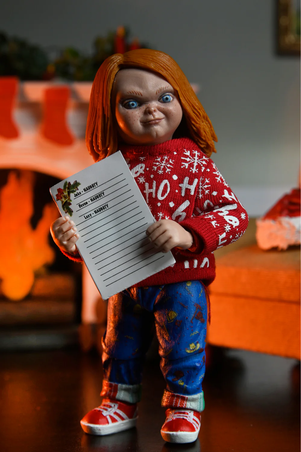 Chucky (TV Series) - Ultimate Chucky 7” Scale Action Figure (Holiday Edition) - Image 4