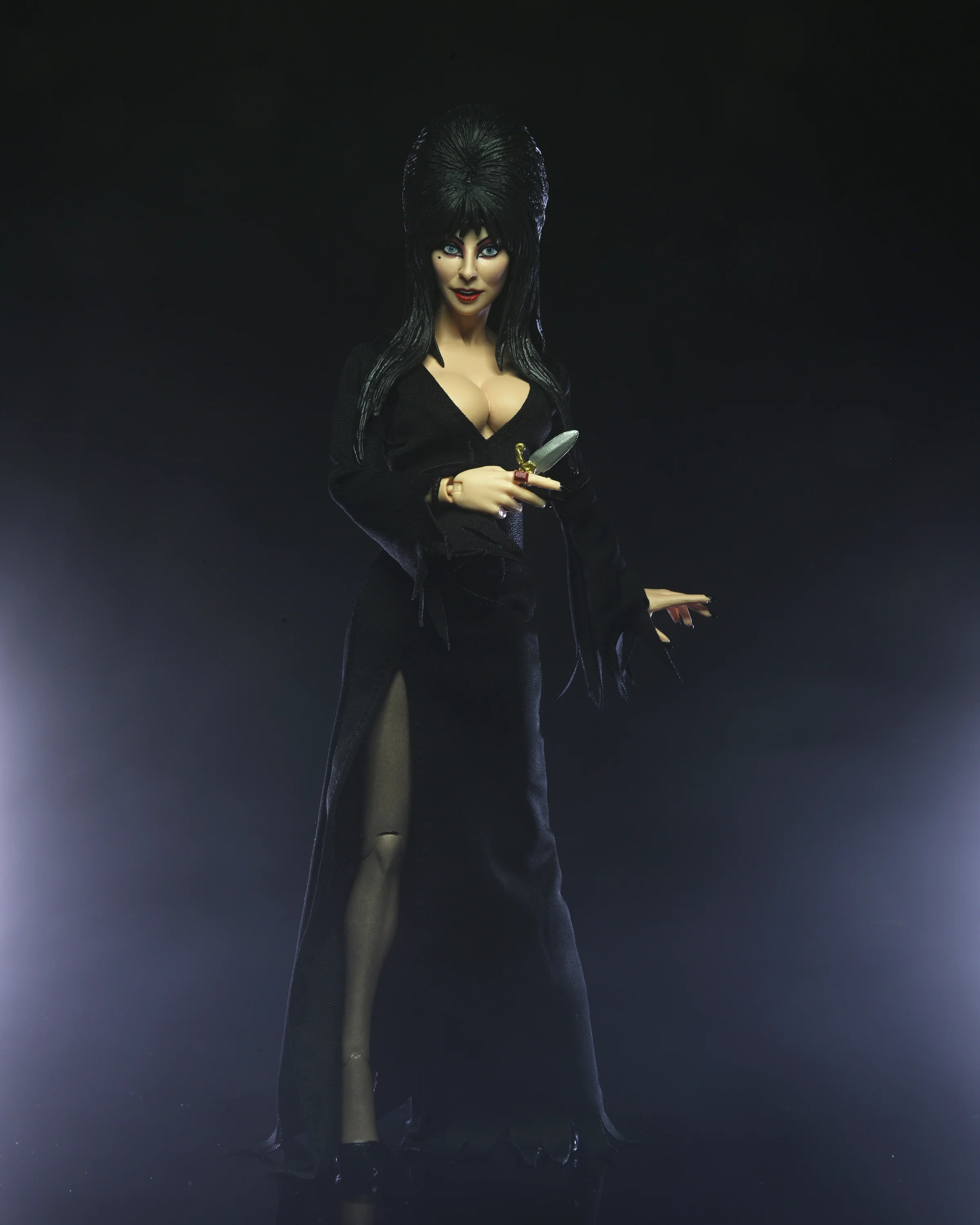 Elvira - Mistress of the Dark 8” Clothed Action Figure - Image 6