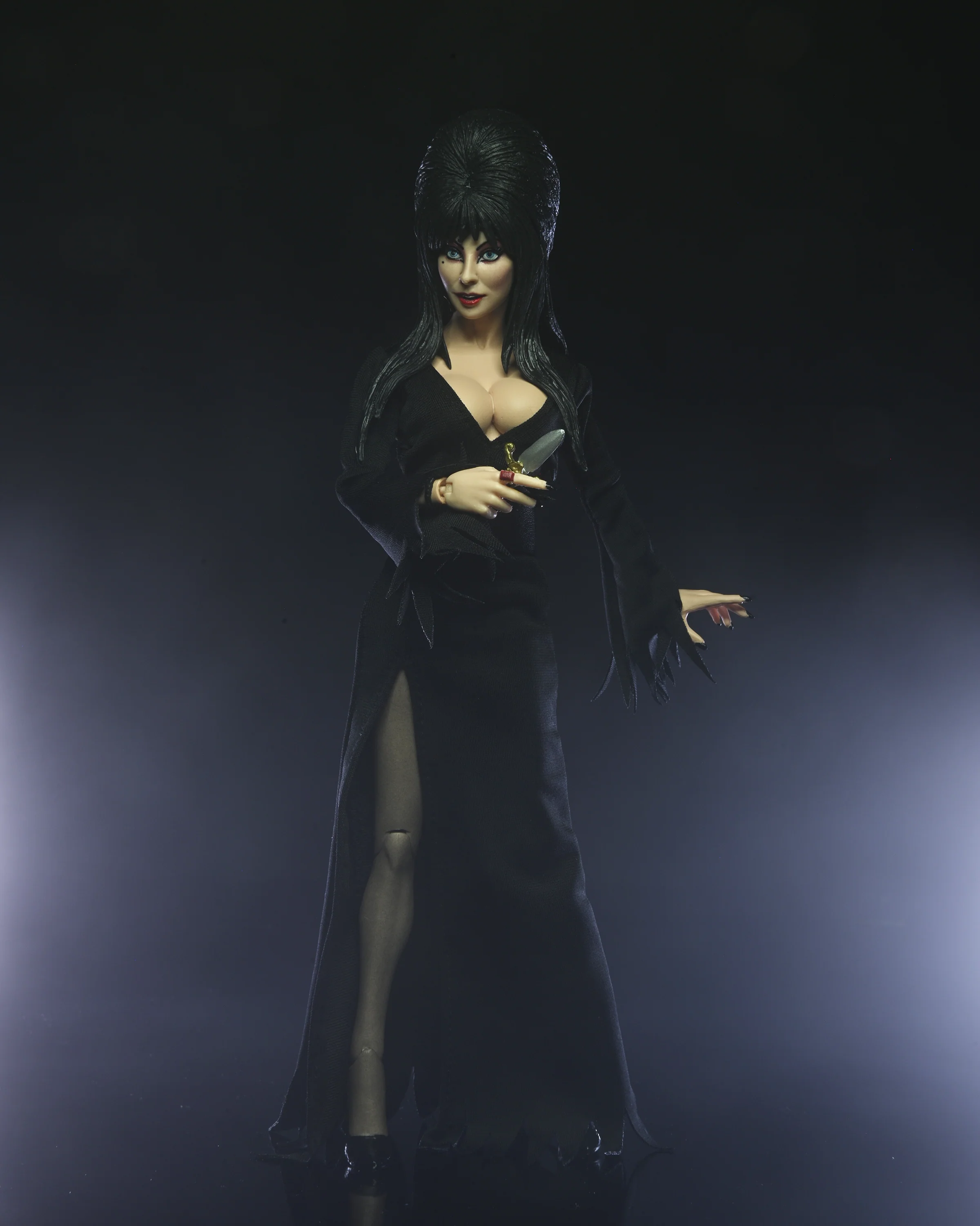 Elvira - Mistress of the Dark 8” Clothed Action Figure - Image 7