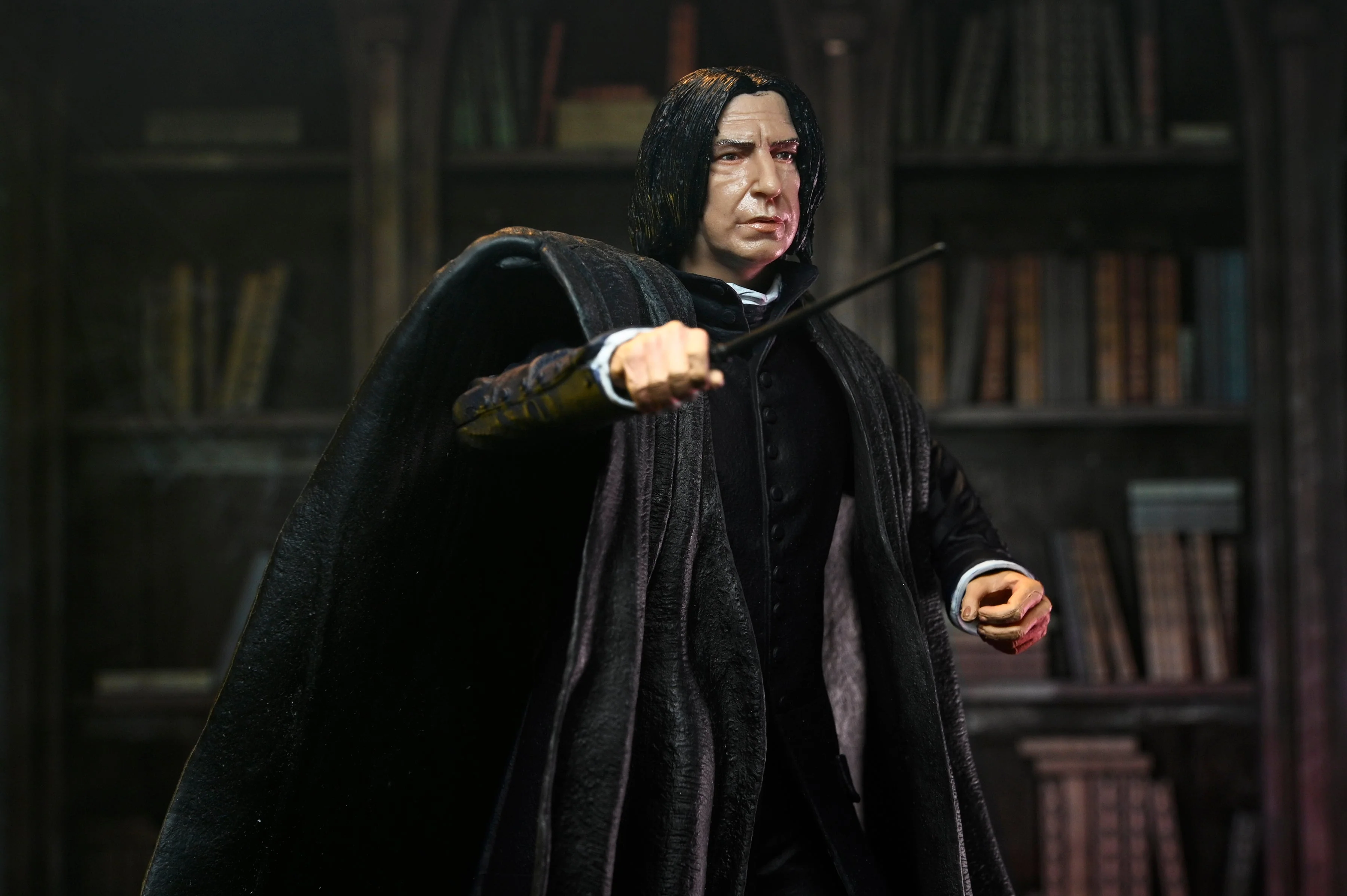 Harry Potter - Legacy Collection Severus Snape 7" Scale Action Figure - Image 5