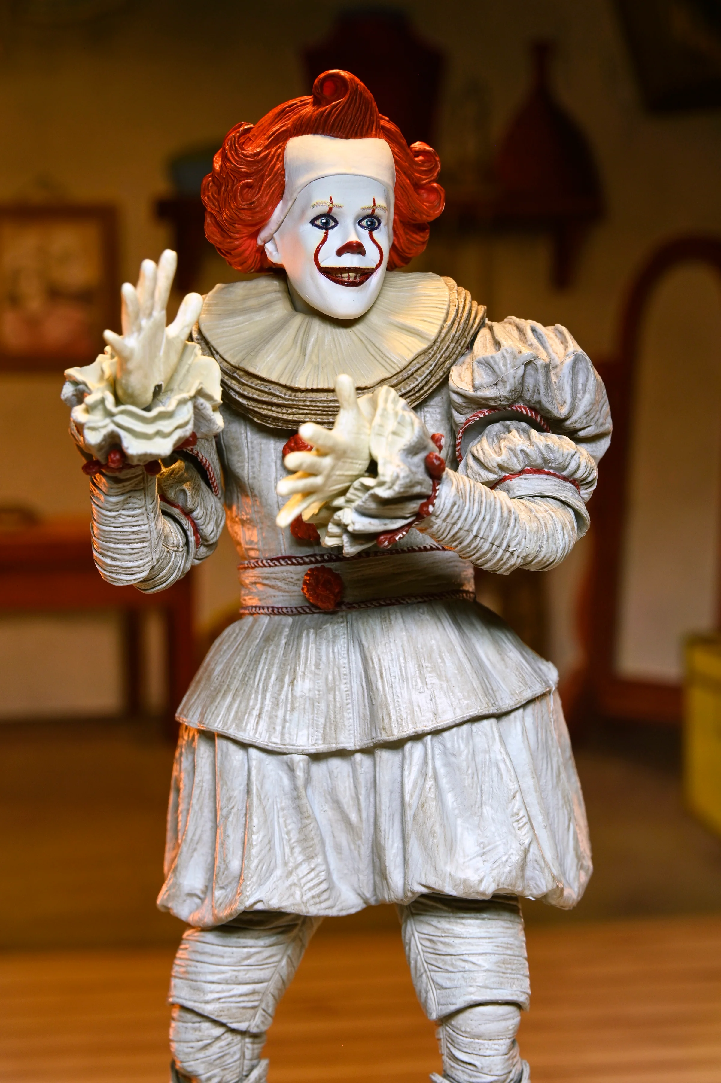 IT: Welcome to Derry - Ultimate Bob Gray as Pennywise 7" Scale Action Figure - Image 8