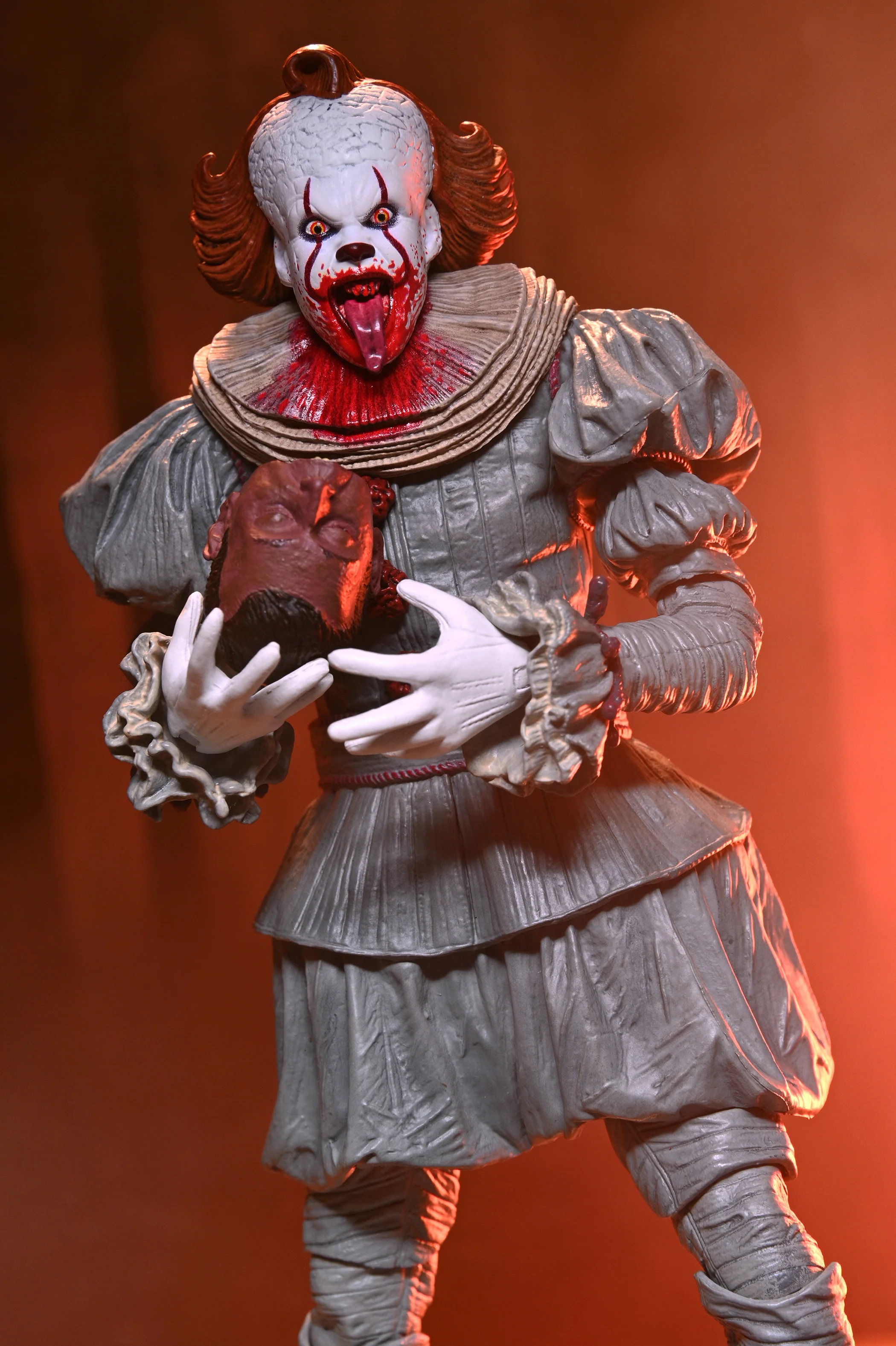 IT: Welcome to Derry - Ultimate Pennywise 7" Scale Action Figure (PRE-ORDER) - Image 11