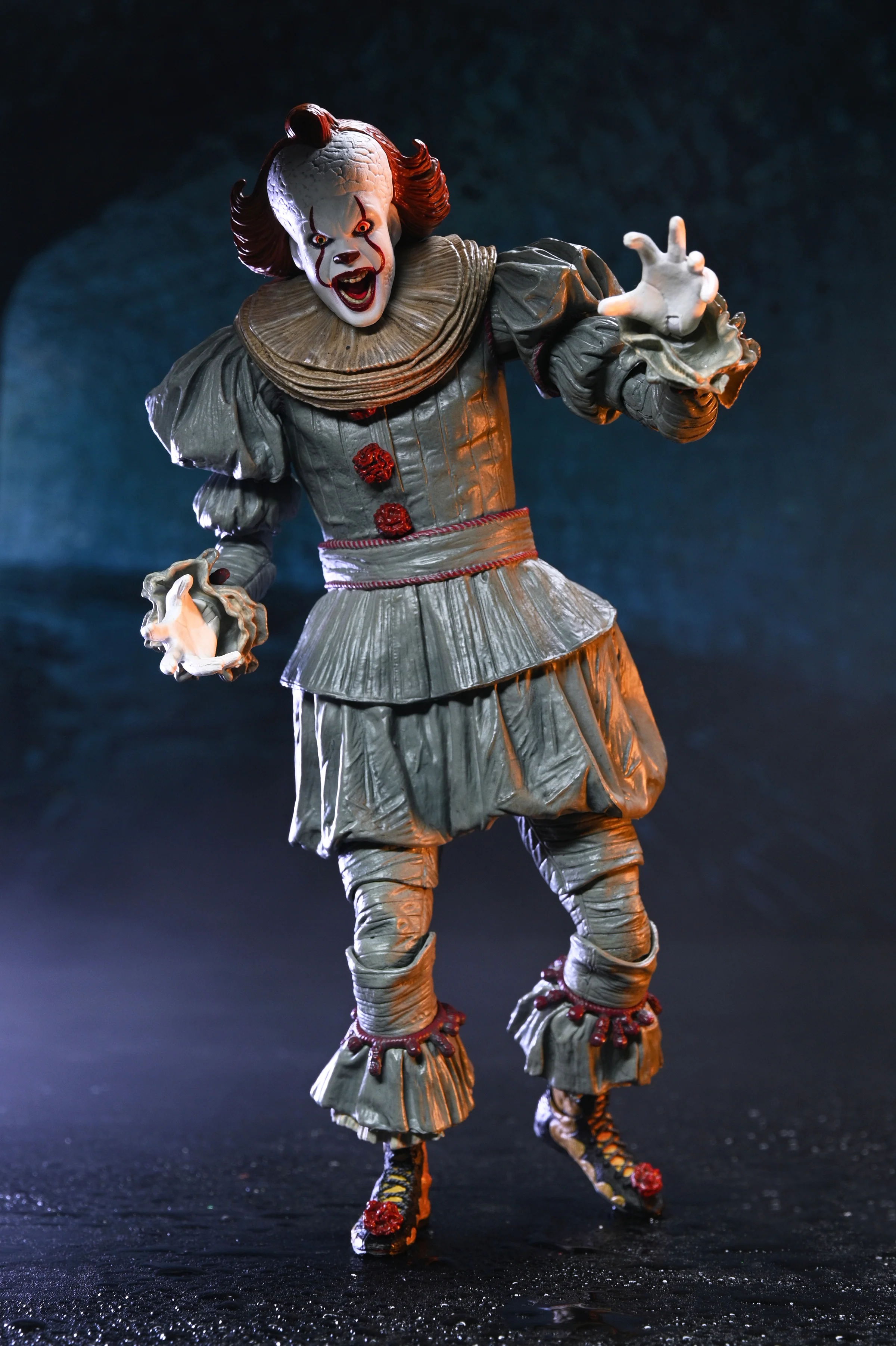IT: Welcome to Derry - Ultimate Pennywise 7" Scale Action Figure (PRE-ORDER) - Image 3