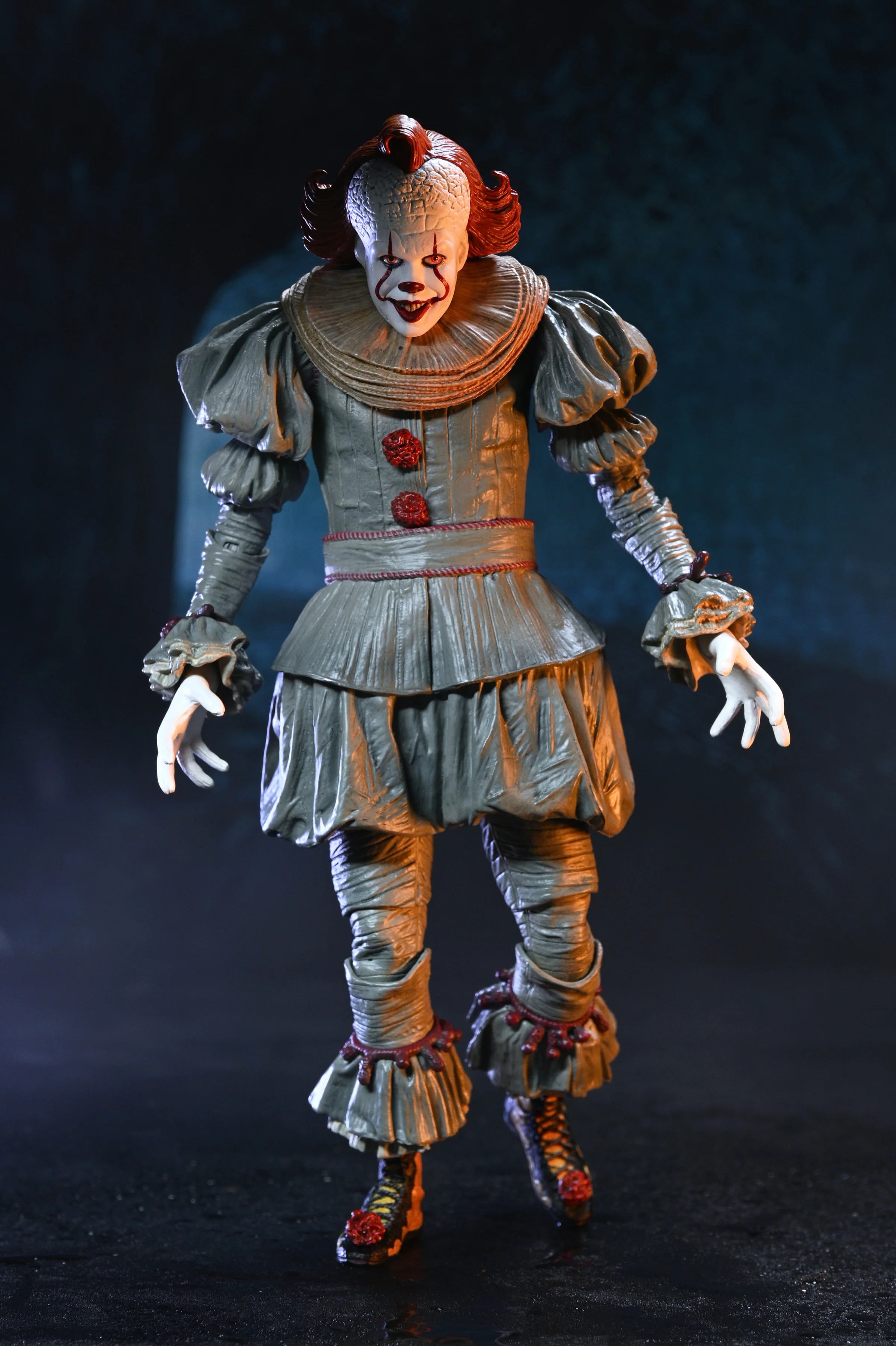 IT: Welcome to Derry - Ultimate Pennywise 7" Scale Action Figure (PRE-ORDER) - Image 5