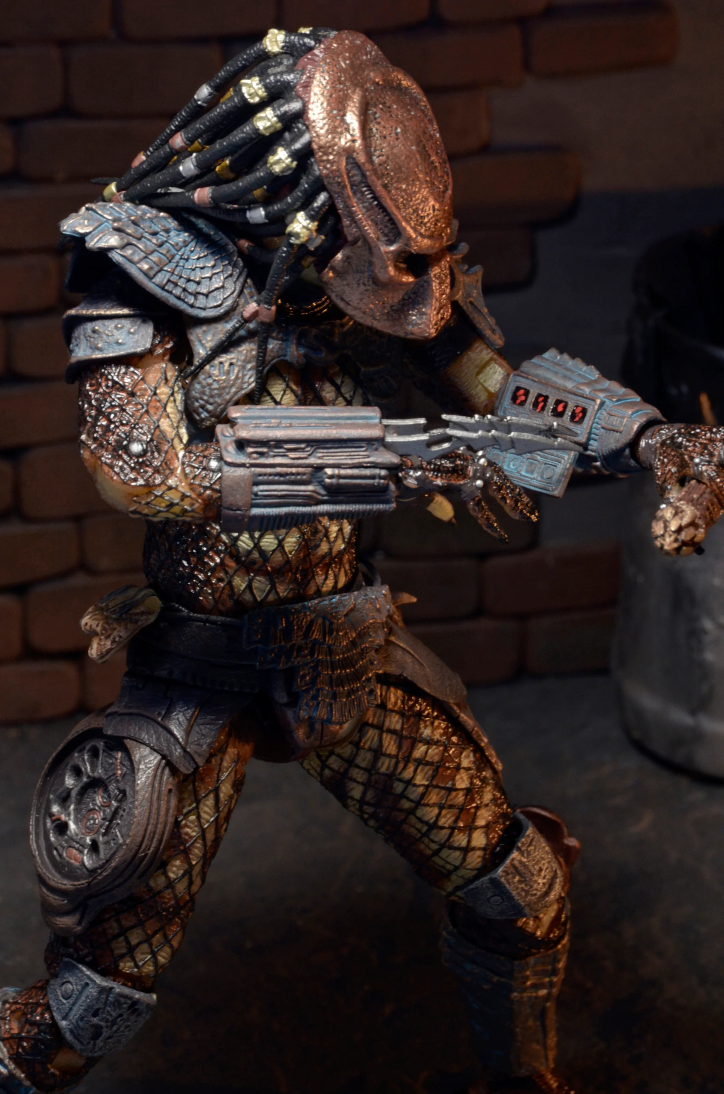 Predator - Ultimate City Hunter 7” Scale Action Figure (PRE-ORDER) - Image 4