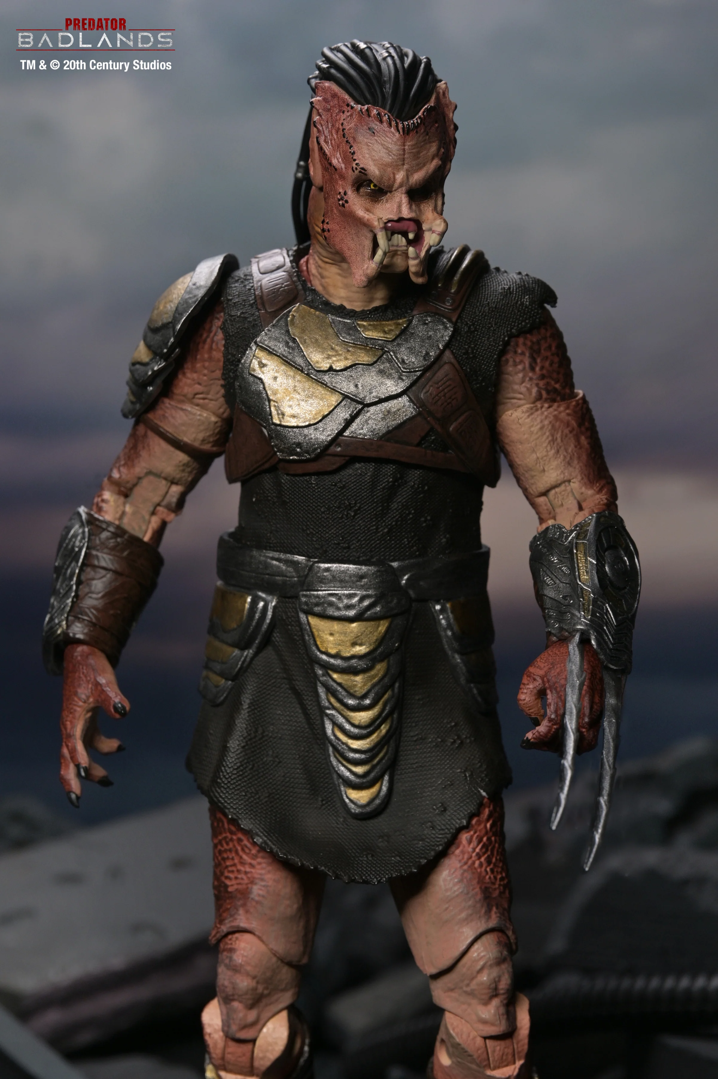 Predator: Badlands - Ultimate Dek (Training Armor) 7" Scale Action Figure (PRE-ORDER) - Image 6