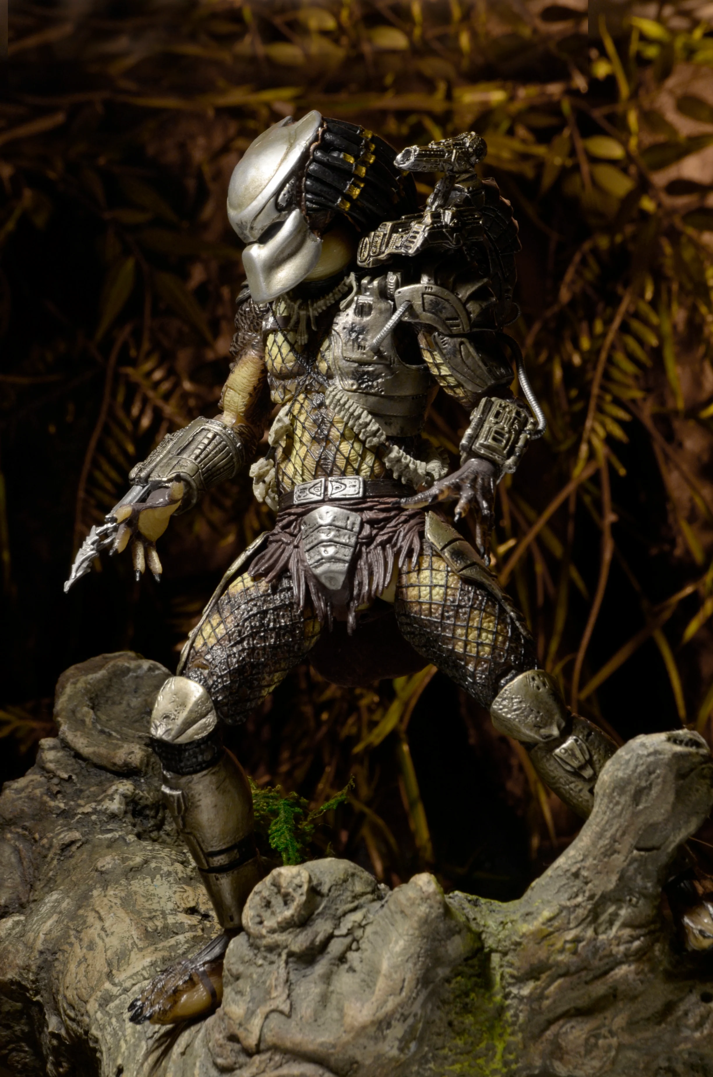 Predator - Ultimate Jungle Hunter 7” Scale Action Figure (PRE-ORDER) - Image 15