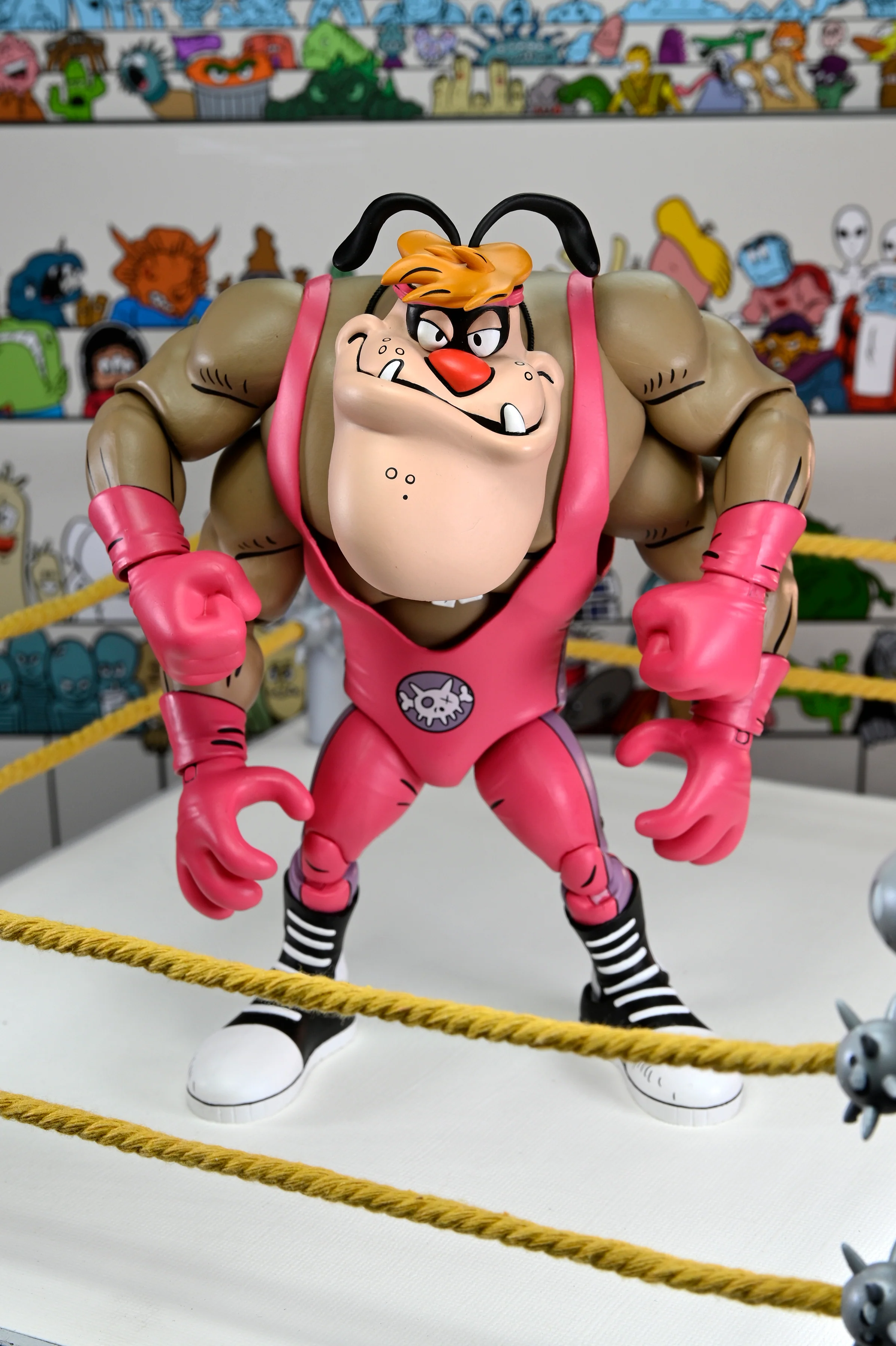 Teenage Mutant Ninja Turtles (Archie Comics) - Stump Wrestling Cryin' Houn' Deluxe 7ā Scale Action Figure - Image 4