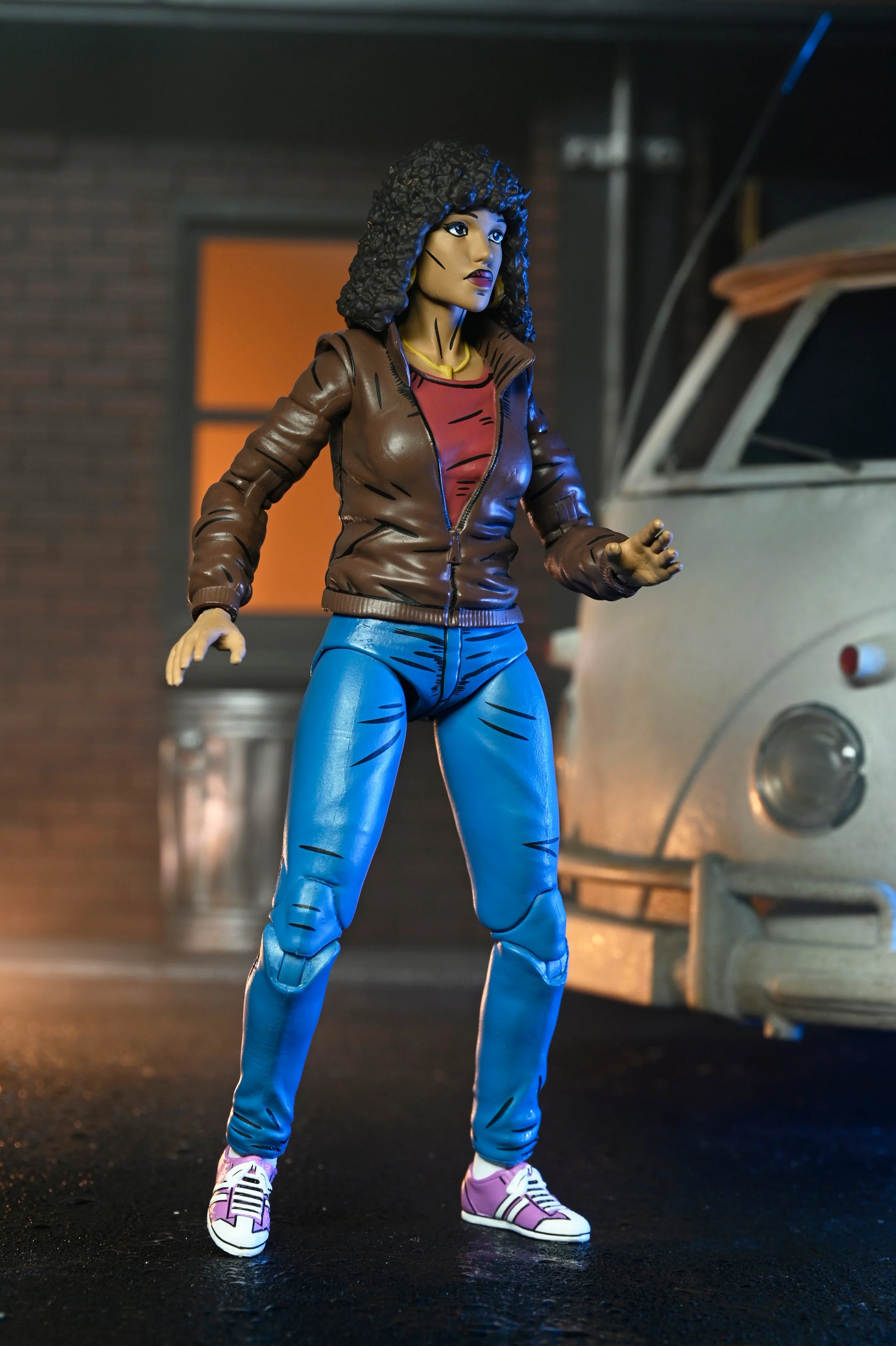 Teenage Mutant Ninja Turtles (Mirage Comics) - April O'Neil 7" Scale Action Figure - Image 4