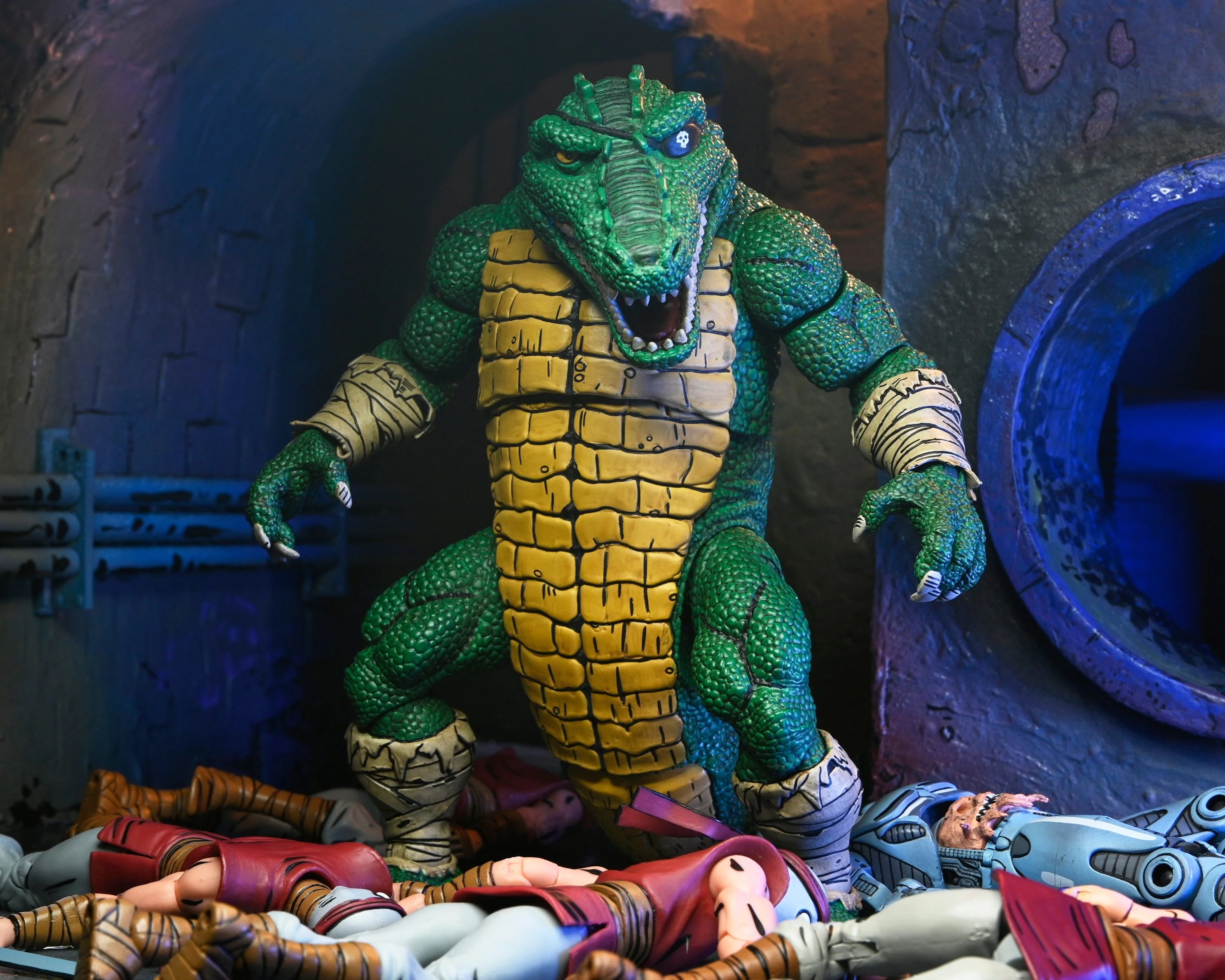 Teenage Mutant Ninja Turtles (Mirage Comics) - Leatherhead Deluxe 7" Scale Action Figure - Image 7