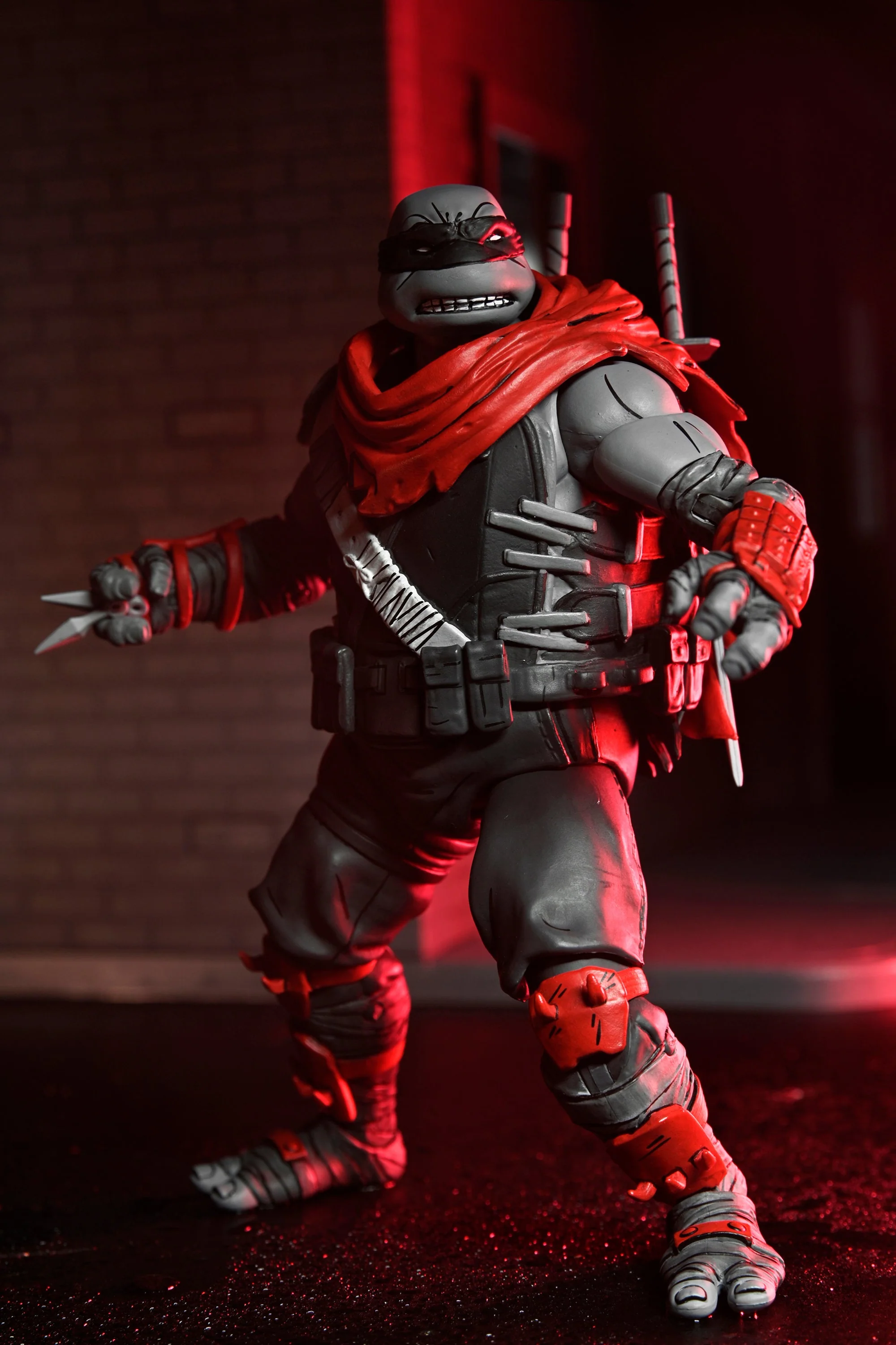 Teenage Mutant Ninja Turtles (The Last Ronin - The Lost Years) - Nightwatcher 7” Scale Action Figure Bundle (April O'Neil, Casey Jones, Donatello, Leonardo & Michelangelo) - Image 46