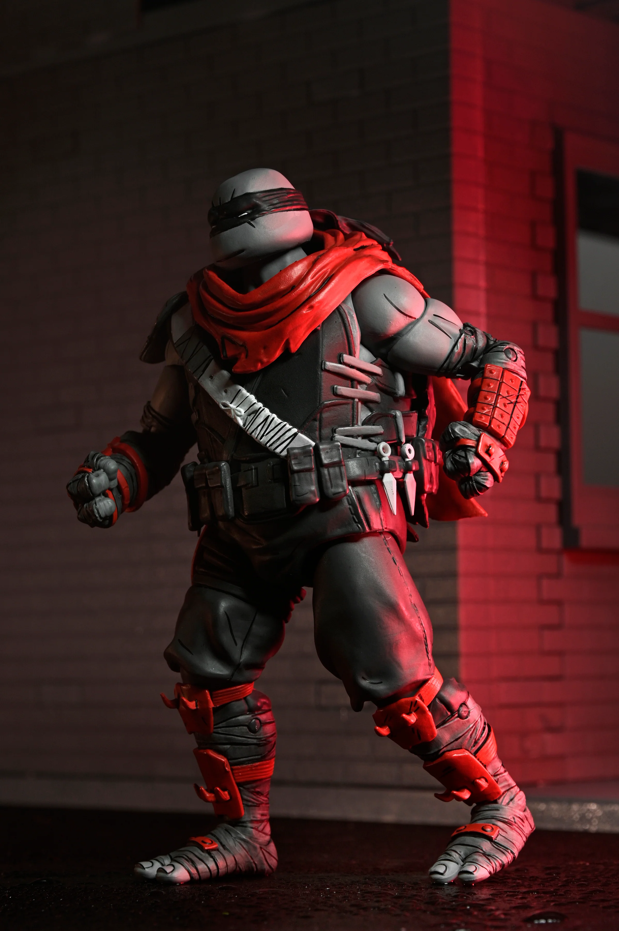 Teenage Mutant Ninja Turtles (The Last Ronin - The Lost Years) - Nightwatcher 7” Scale Action Figure Bundle (April O'Neil, Casey Jones, Donatello, Leonardo & Michelangelo) - Image 48
