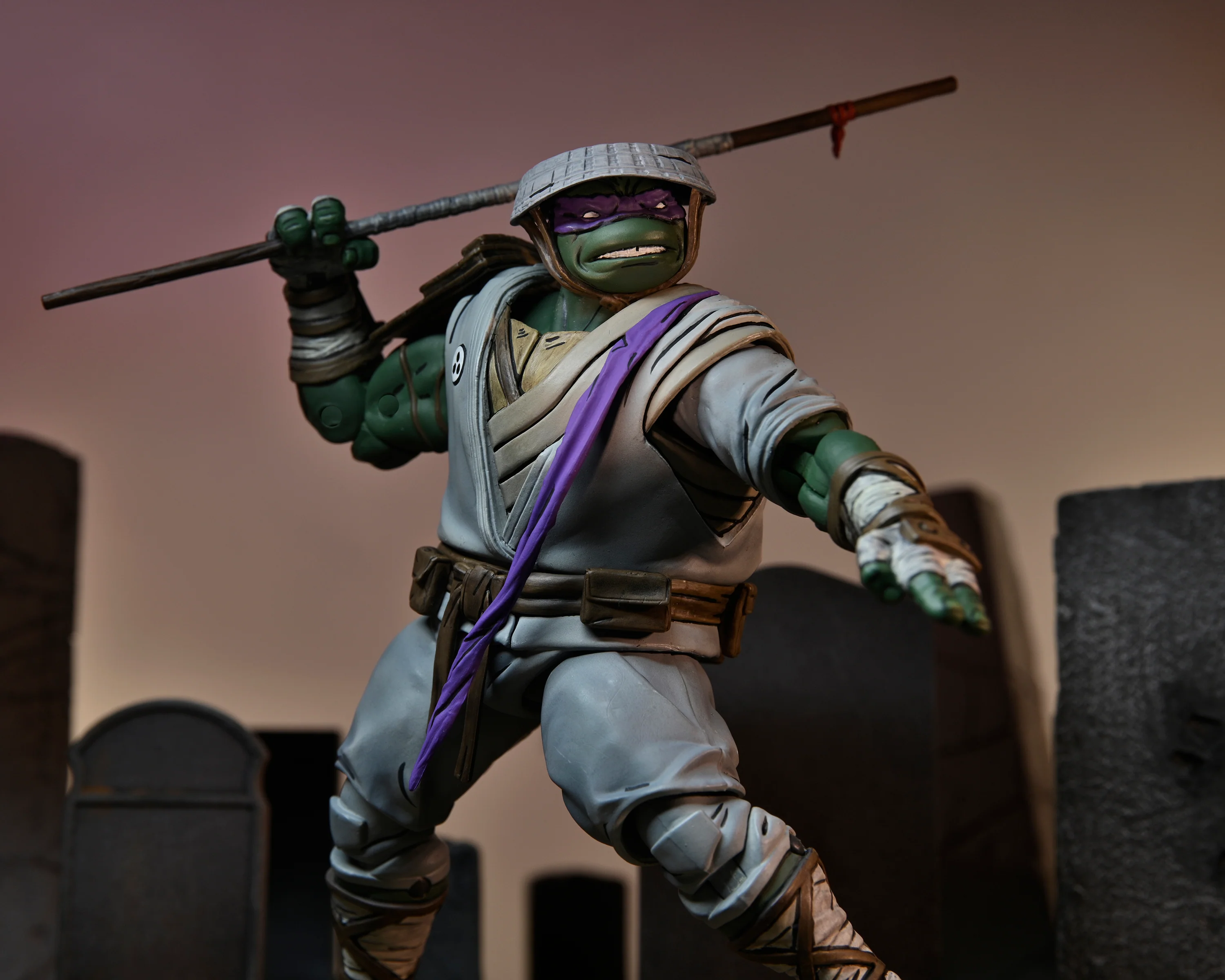 Teenage Mutant Ninja Turtles (The Last Ronin) - Ultimate Donatello 7" Scale Action Figure - Image 12