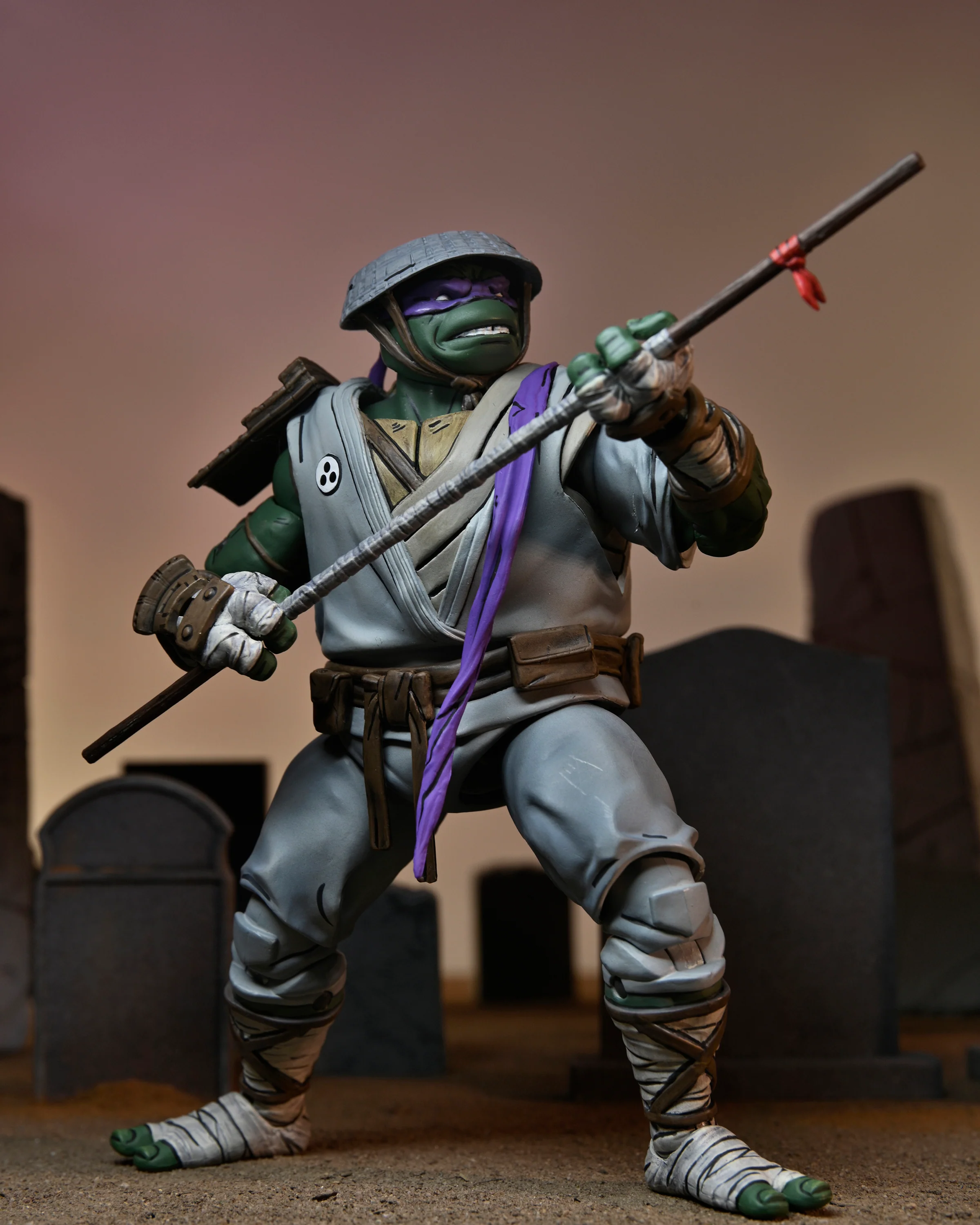Teenage Mutant Ninja Turtles (The Last Ronin) - Ultimate Donatello 7" Scale Action Figure - Image 4