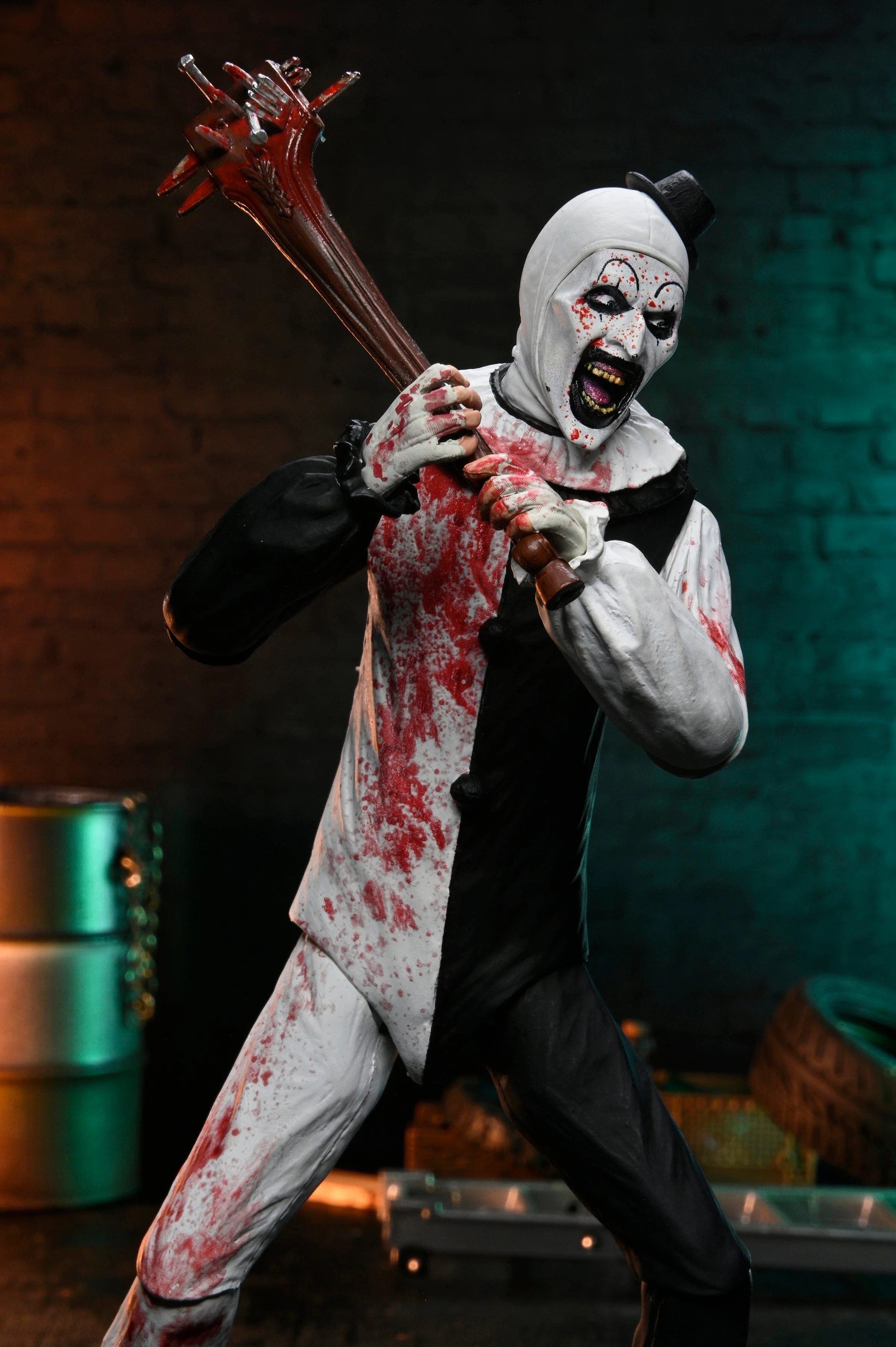 Terrifier 2 - Ultimate Art the Clown 7" Scale Action Figure (Blood Splattered) (PRE-ORDER) - Image 14