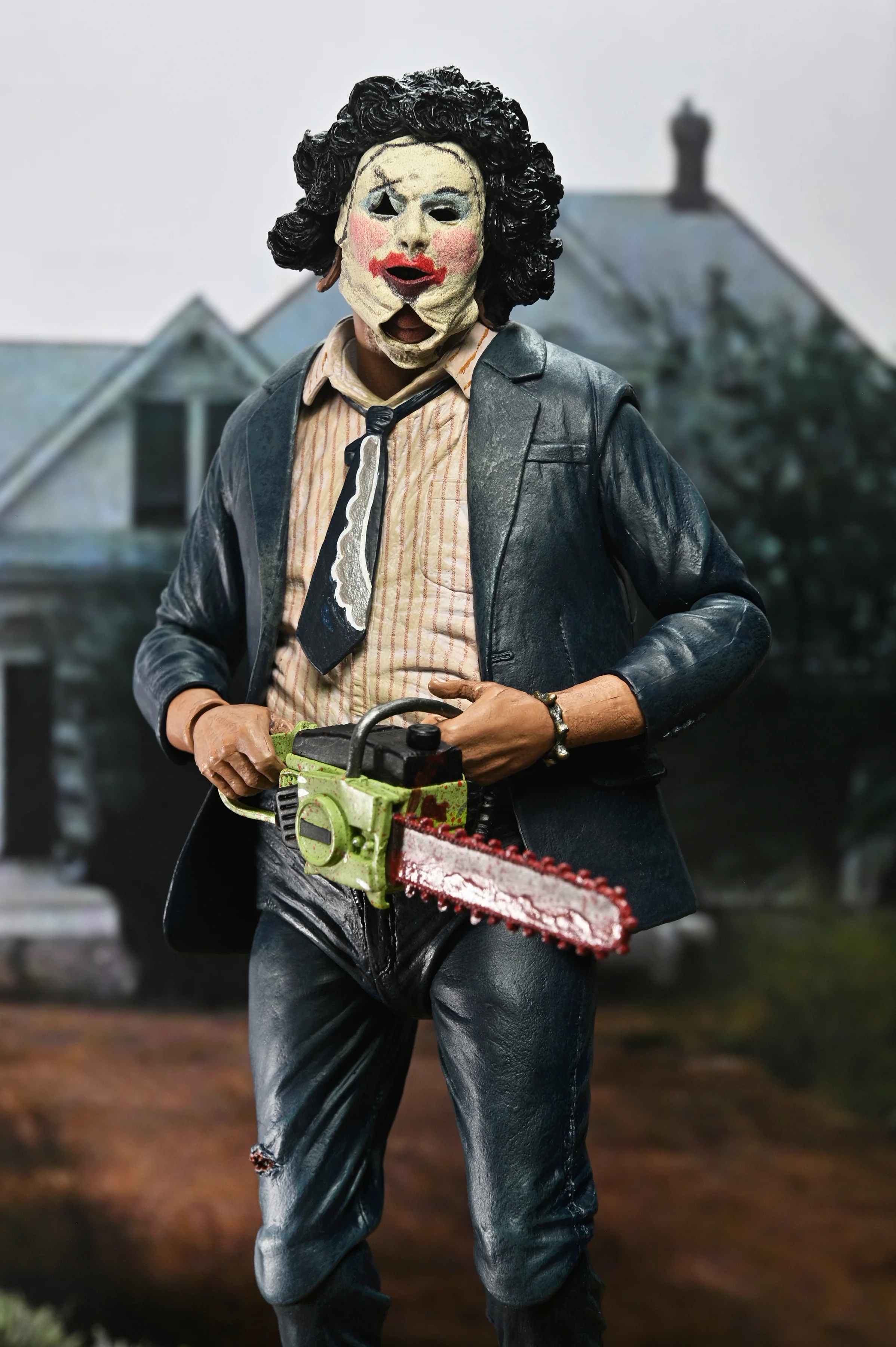Texas Chainsaw Massacre - 50th Anniversary Ultimate Leatherface with Pretty Woman Mask 7" Scale Action Figure - Image 11