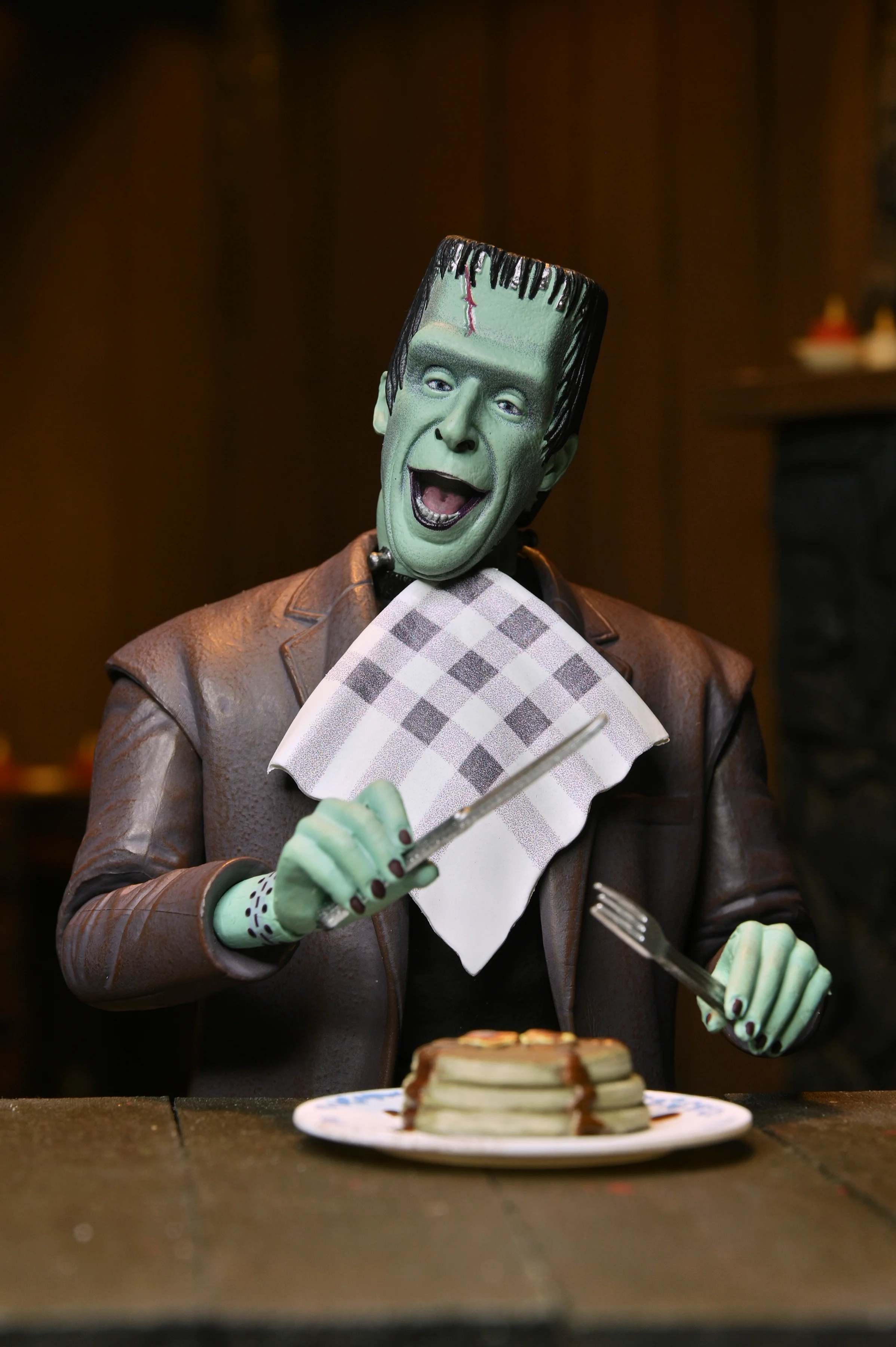 The Munsters (TV Series) - Ultimate Herman Munster 7” Scale Action Figure - Image 6