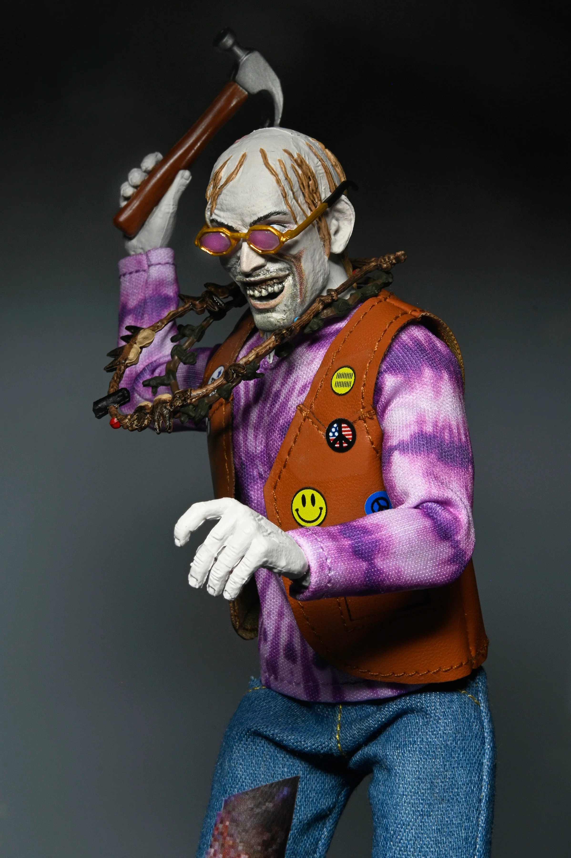 The Texas Chainsaw Massacre 2 - Chop Top 8” Clothed Figure - Image 6