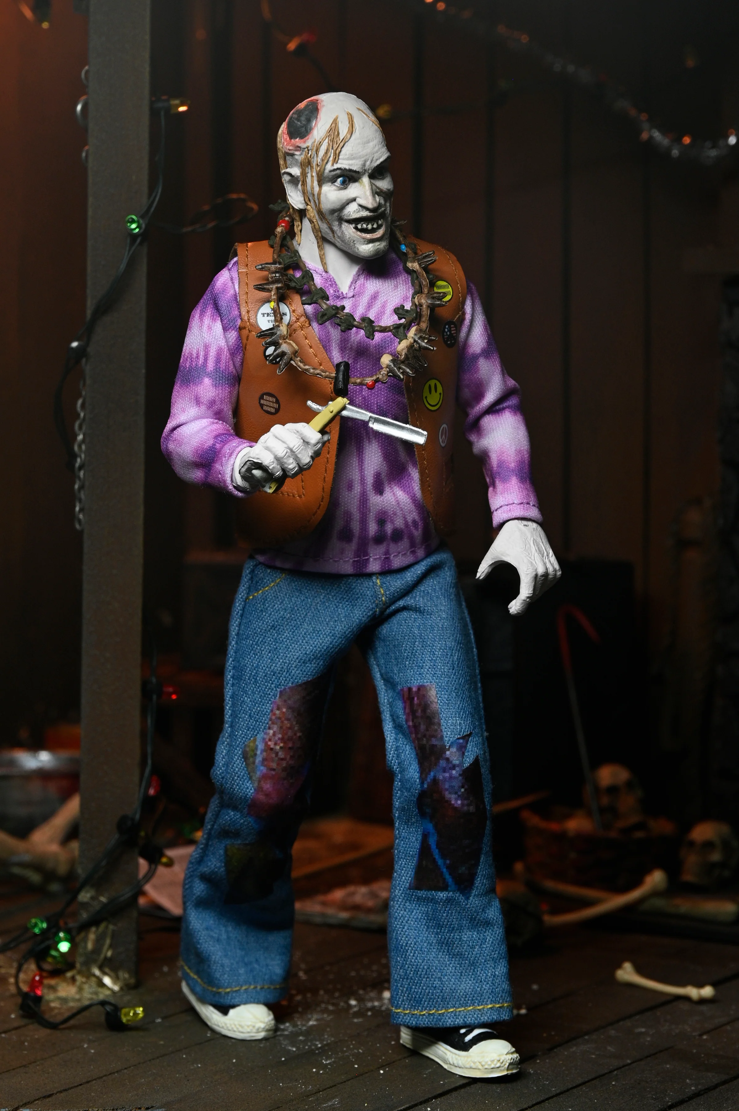 The Texas Chainsaw Massacre 2 - Chop Top 8” Clothed Figure - Image 8