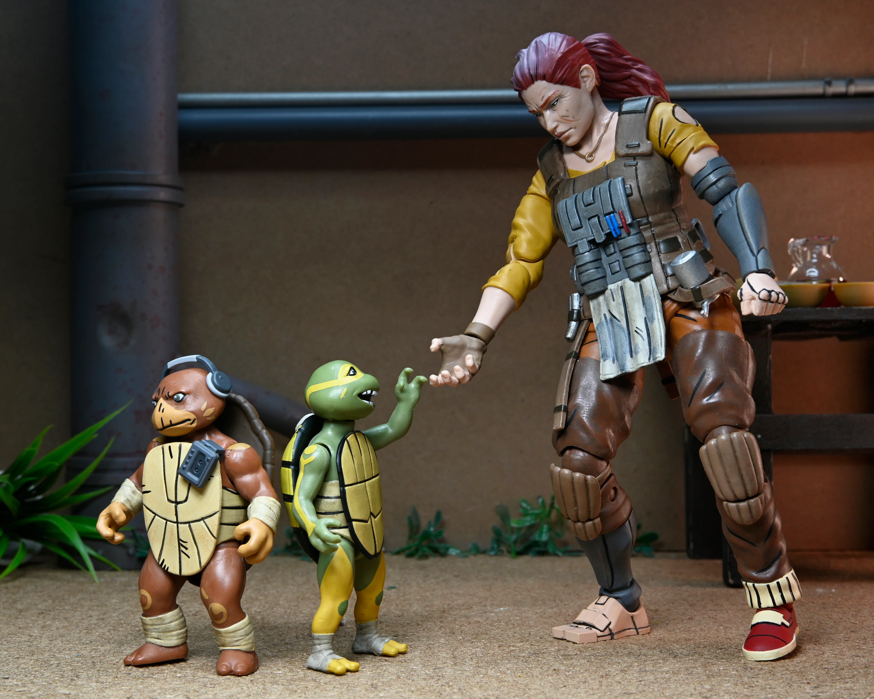Teenage Mutant Ninja Turtles (The Last Ronin - The Lost Years) - Grammy April with Baby Yi & Moja 7” Scale Action Figures - Image 4