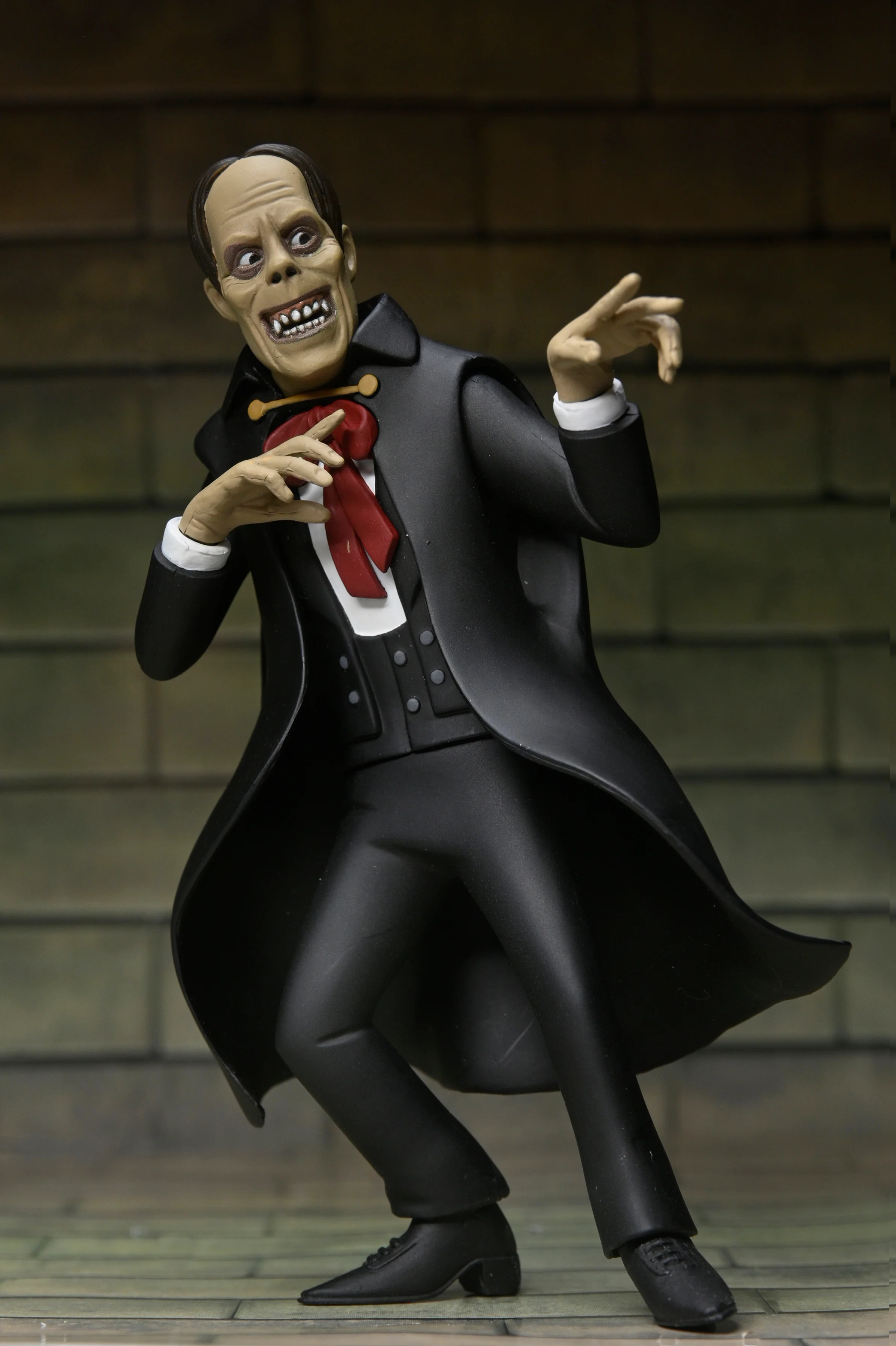 Toony Terrors Phantom of the Opera (1925) 6” Scale Action Figure (Series 12)