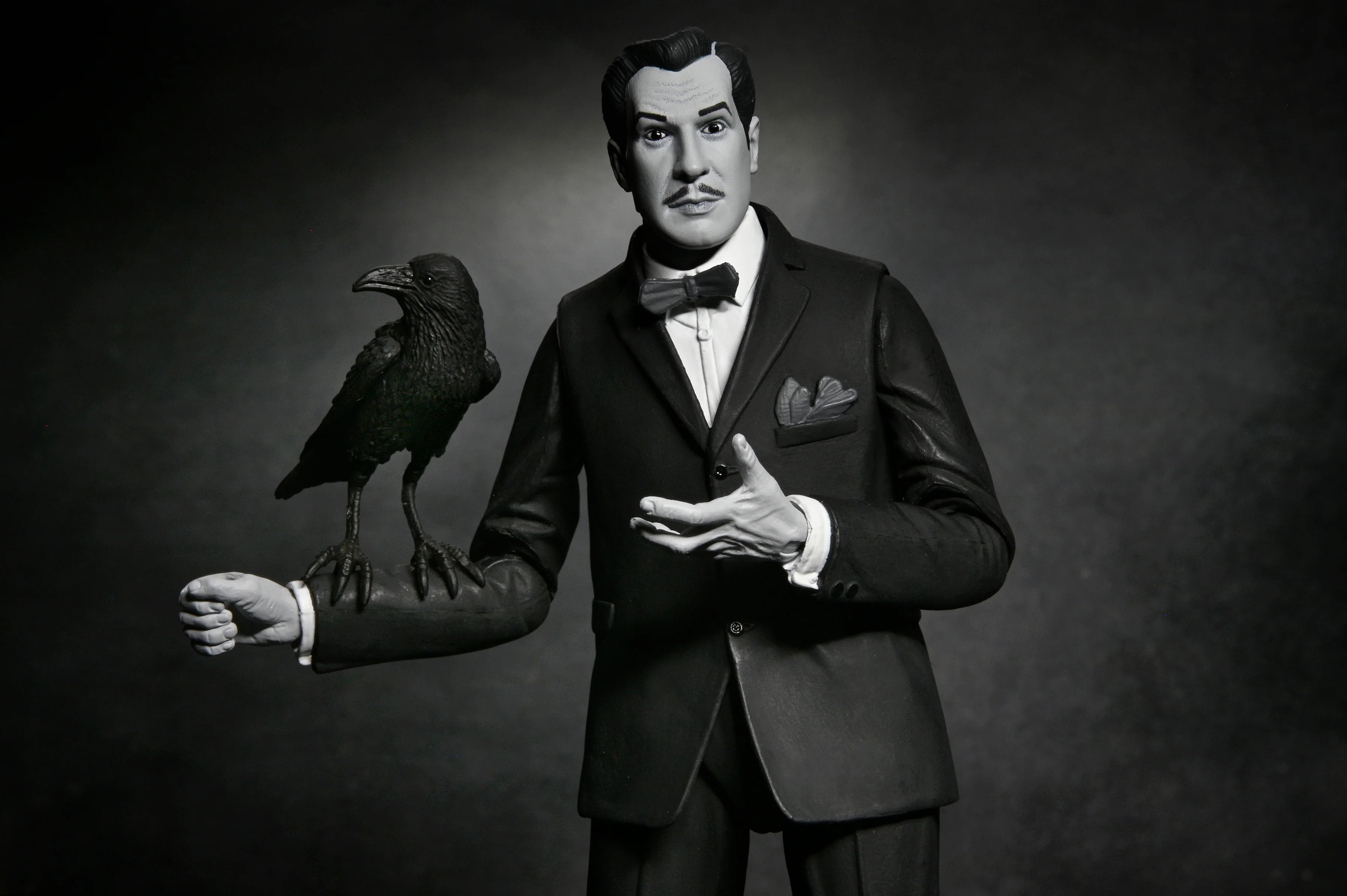 Ultimate Vincent Price 7" Scale Action Figure (Black & White) - Image 17