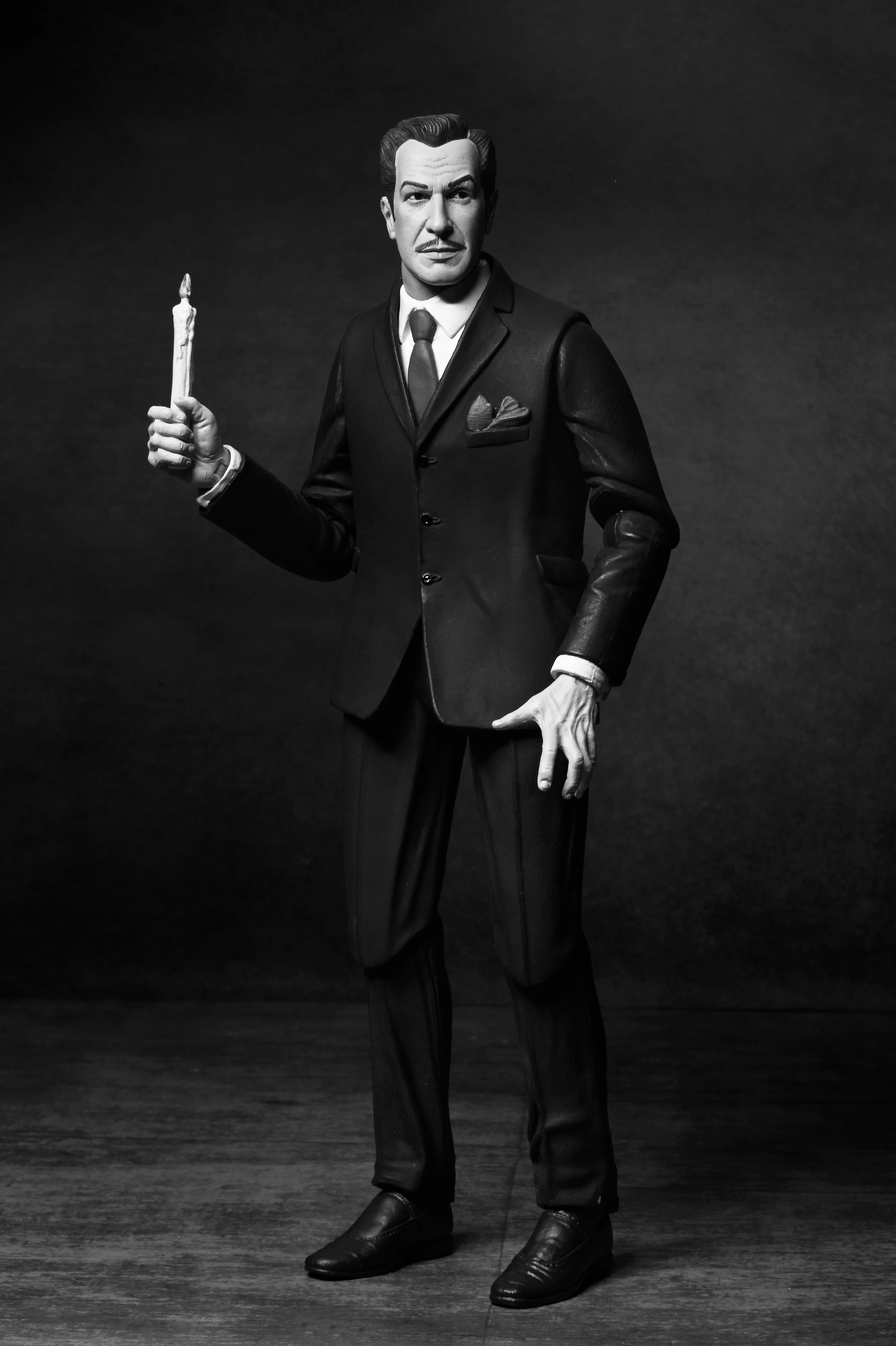 Ultimate Vincent Price 7" Scale Action Figure (Black & White) - Image 7