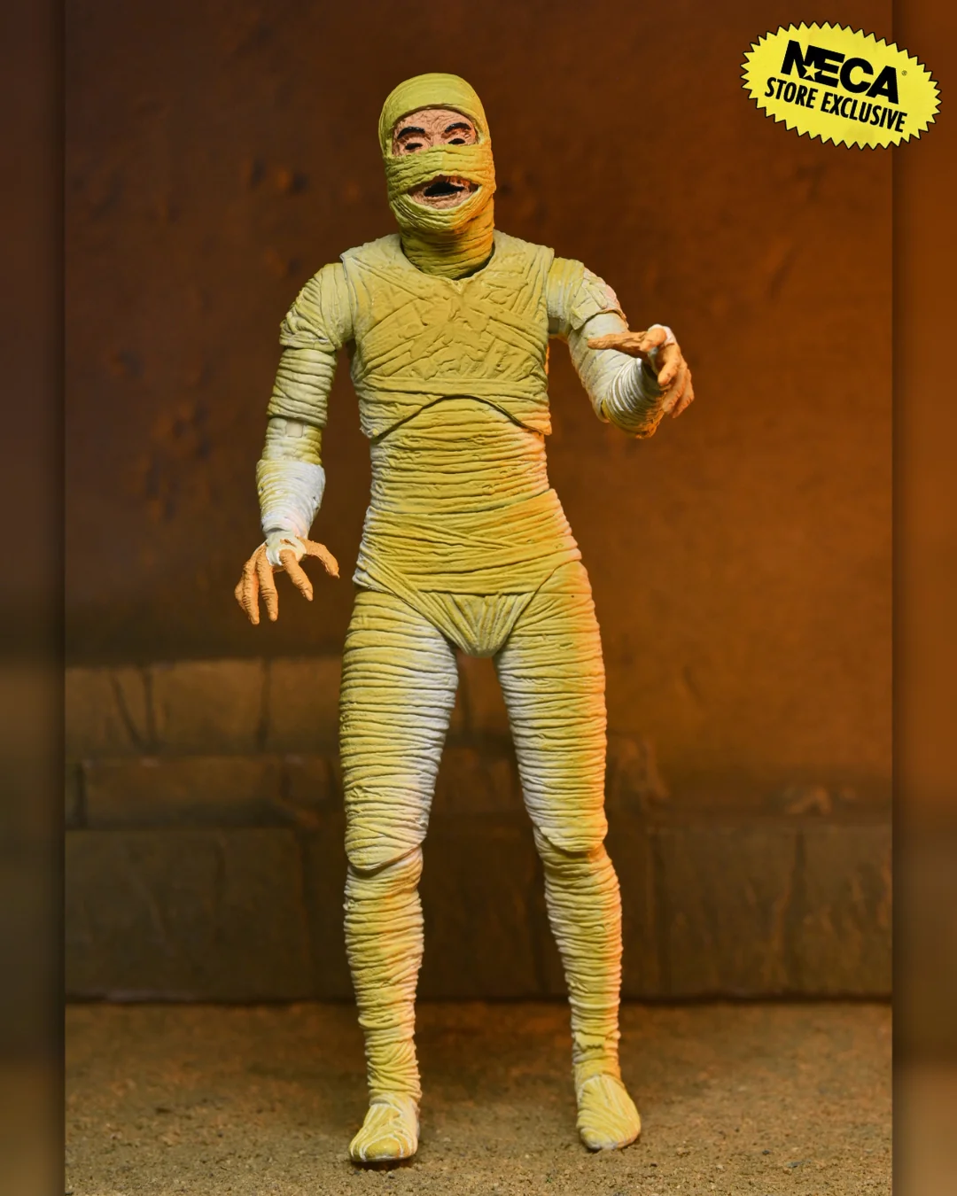 Universal Monsters - Frankenstein, Wolfman, Mummy & Dracula (Classic Movie Monsters) 7” Scale Action Figure Bundle (PRE-ORDER) - Image 12