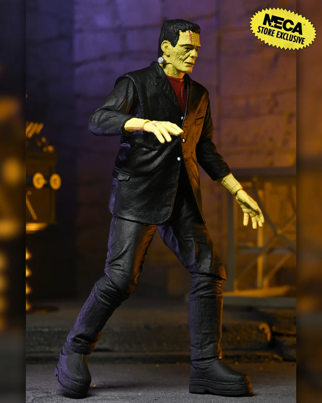 Universal Monsters - Frankenstein, Wolfman, Mummy & Dracula (Classic Movie Monsters) 7” Scale Action Figure Bundle (PRE-ORDER) - Image 5