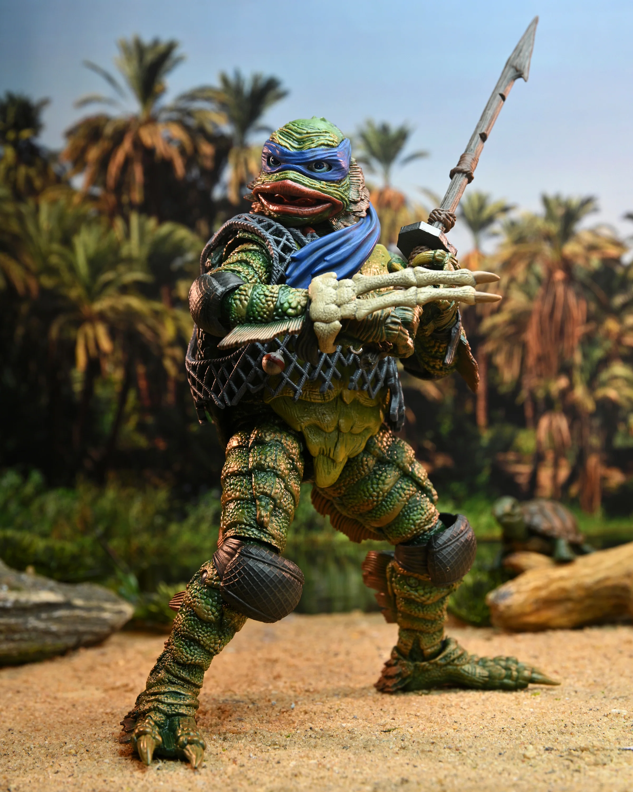 Universal Monsters x Teenage Mutant Ninja Turtles – Ultimate Leonardo as the Creature 7” Scale Action Figure - Image 7